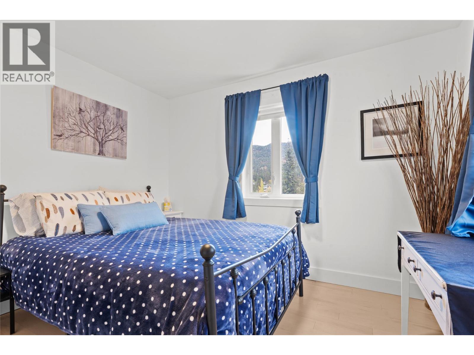  3930 Dryden Road, Peachland