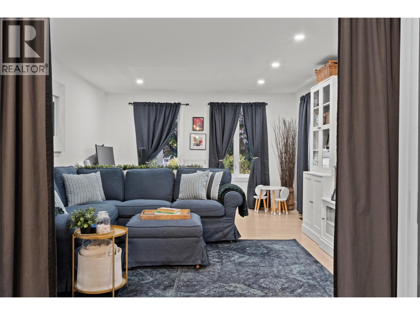  3930 Dryden Road, Peachland