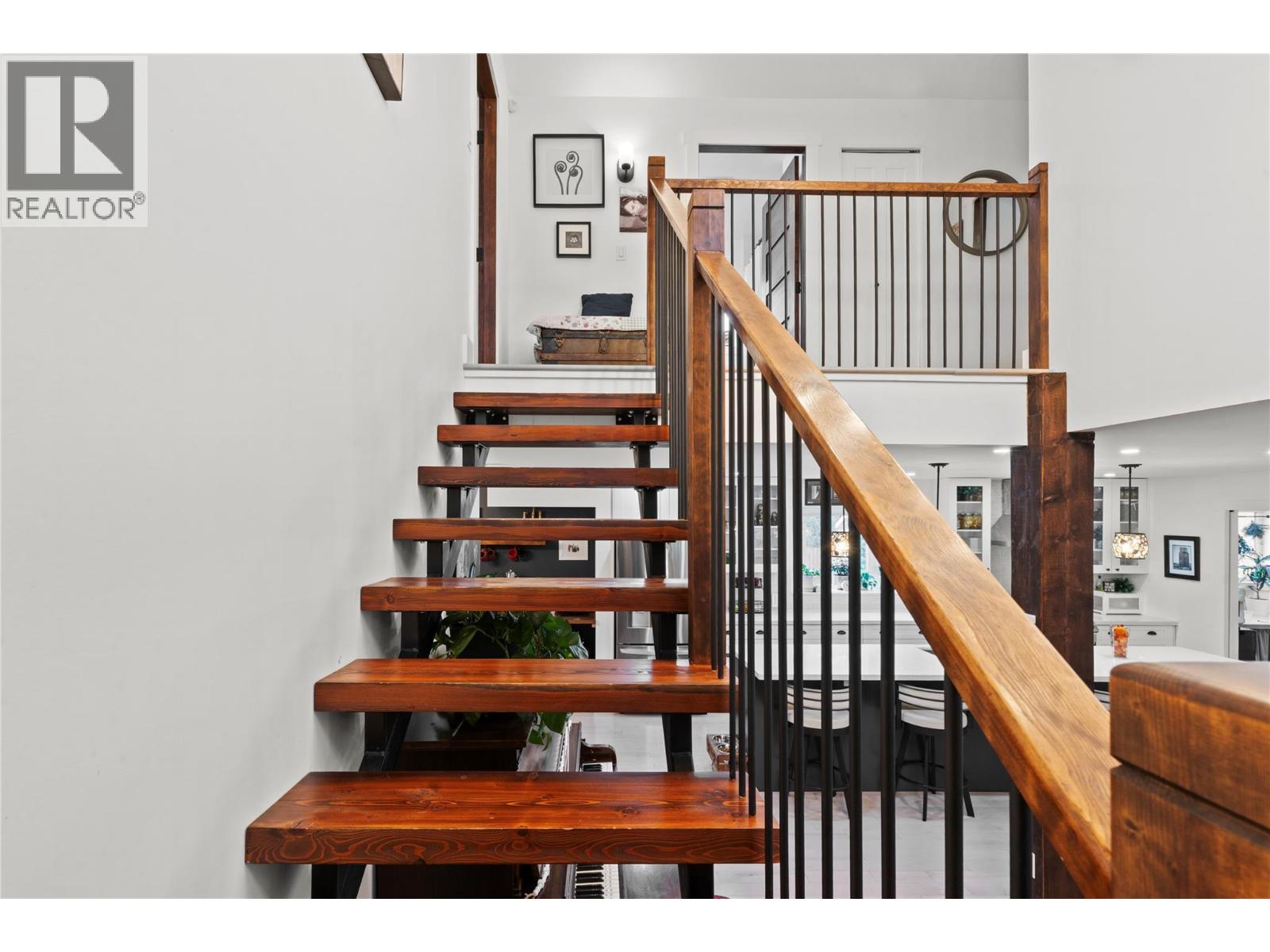  3930 Dryden Road, Peachland