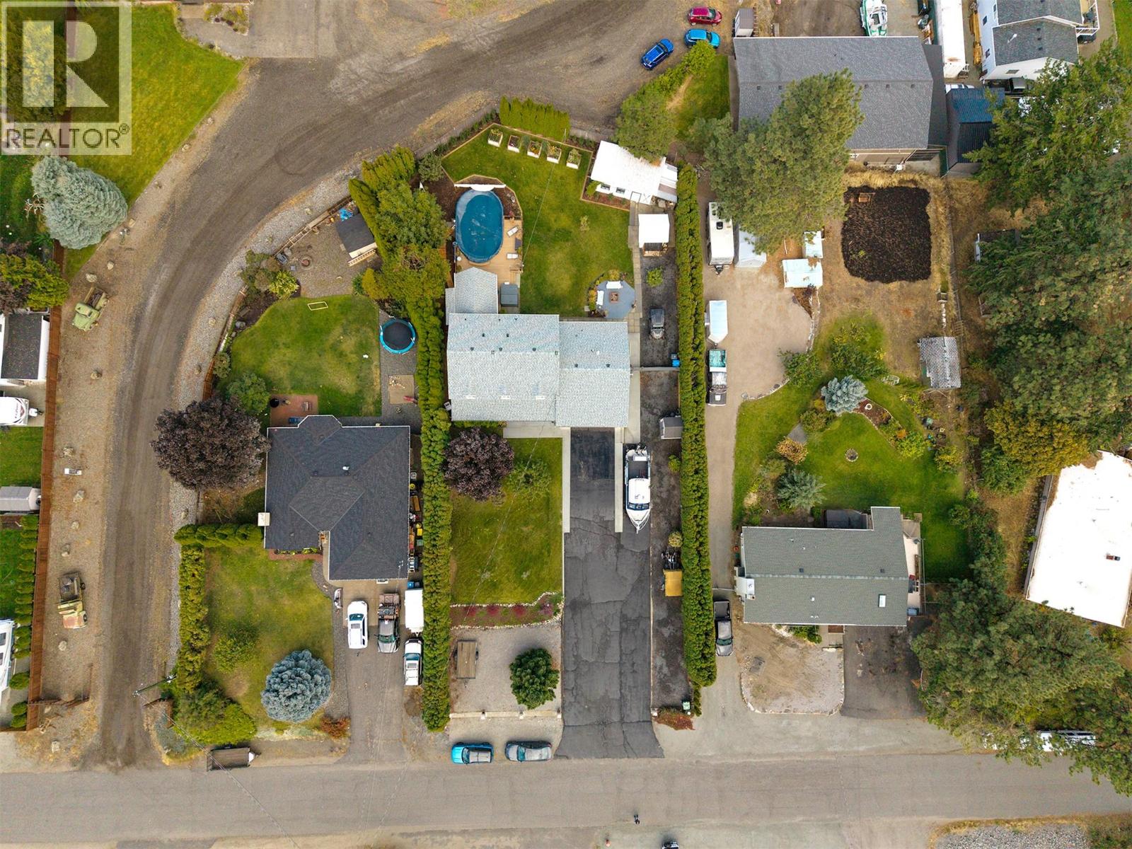  3930 Dryden Road, Peachland