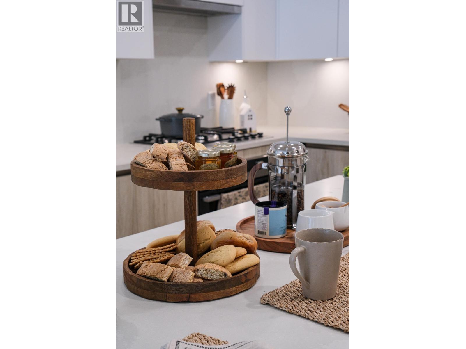 510 423 6TH STREET, West Vancouver