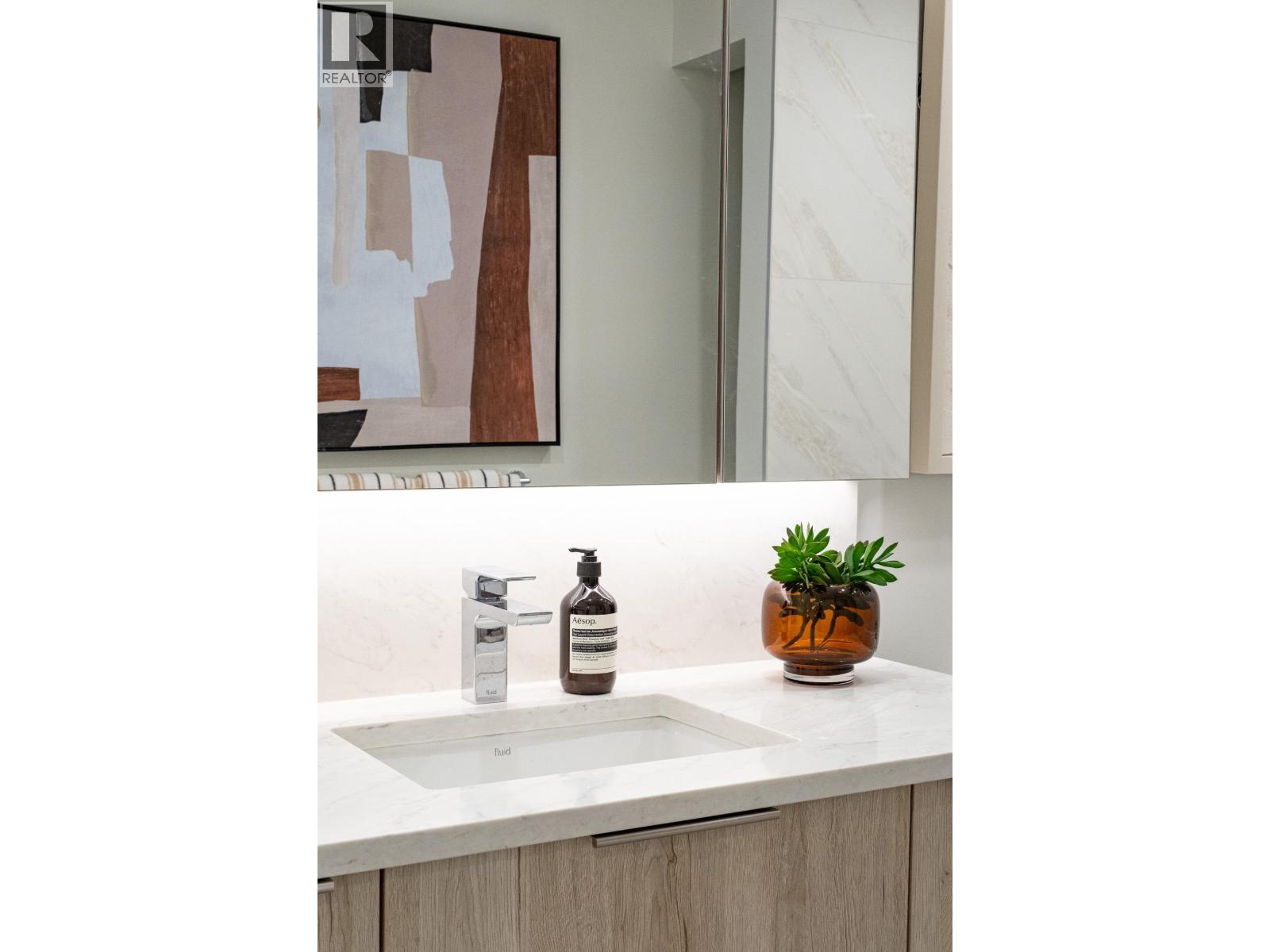 510 423 6TH STREET, West Vancouver