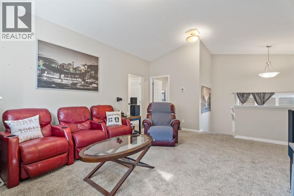 178 Buckskin Way, Cochrane