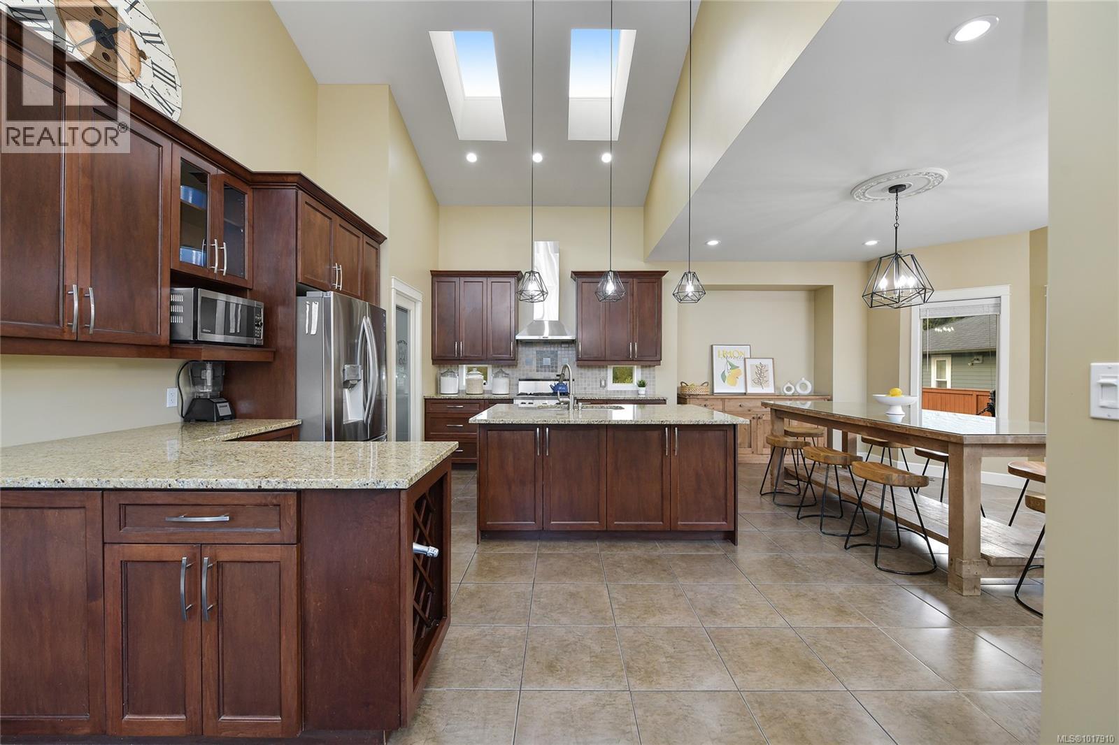 601 Sentinel Dr, Mill Bay