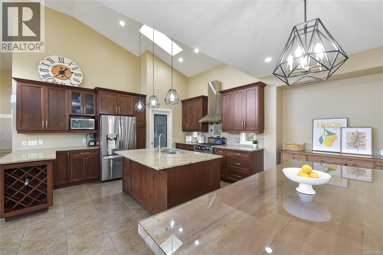 601 Sentinel Dr, Mill Bay