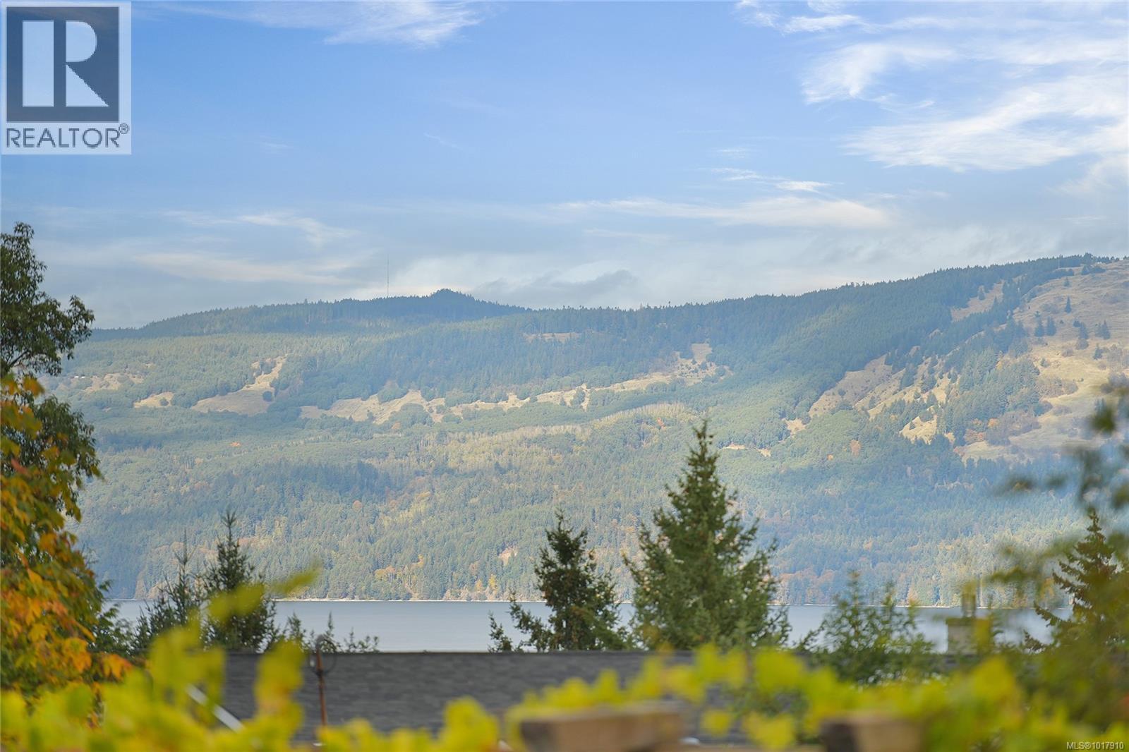 601 Sentinel Dr, Mill Bay