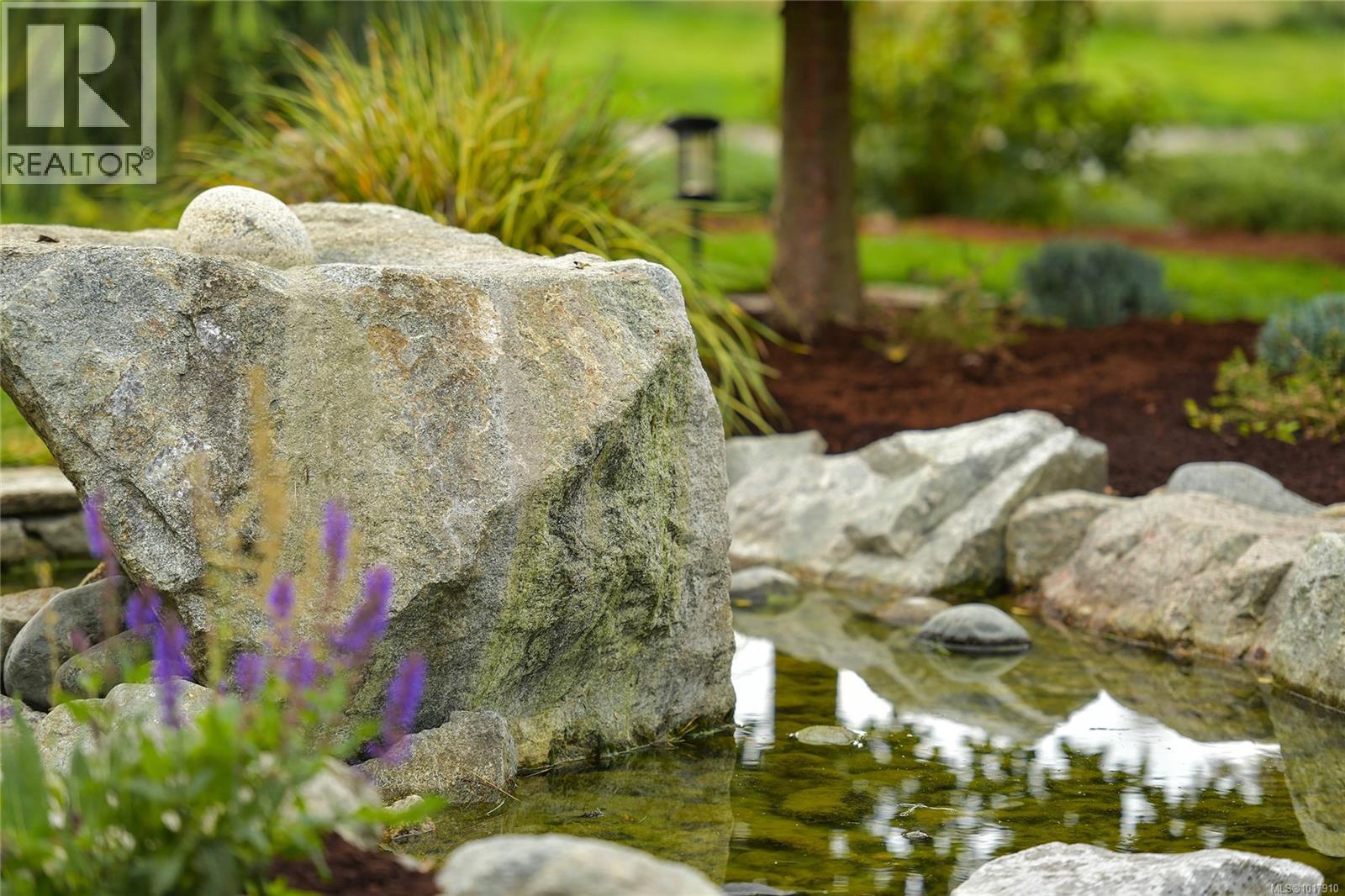 601 Sentinel Dr, Mill Bay