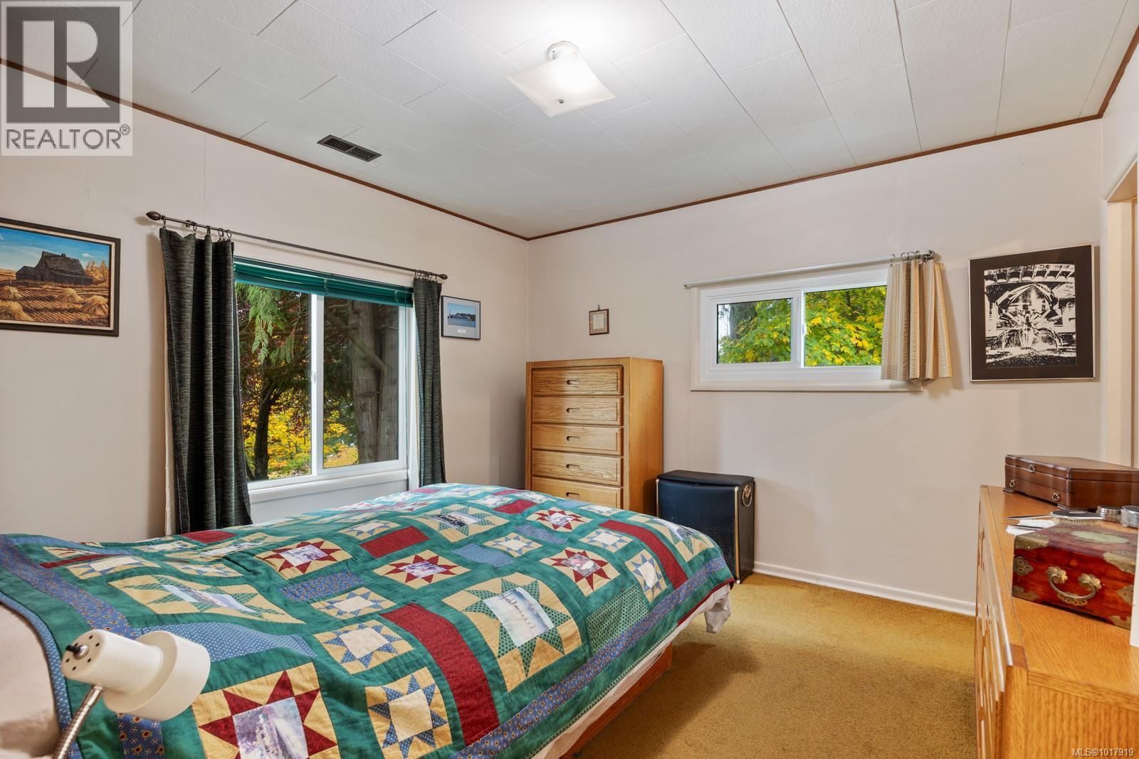 3296 Denman Rd, Denman Island