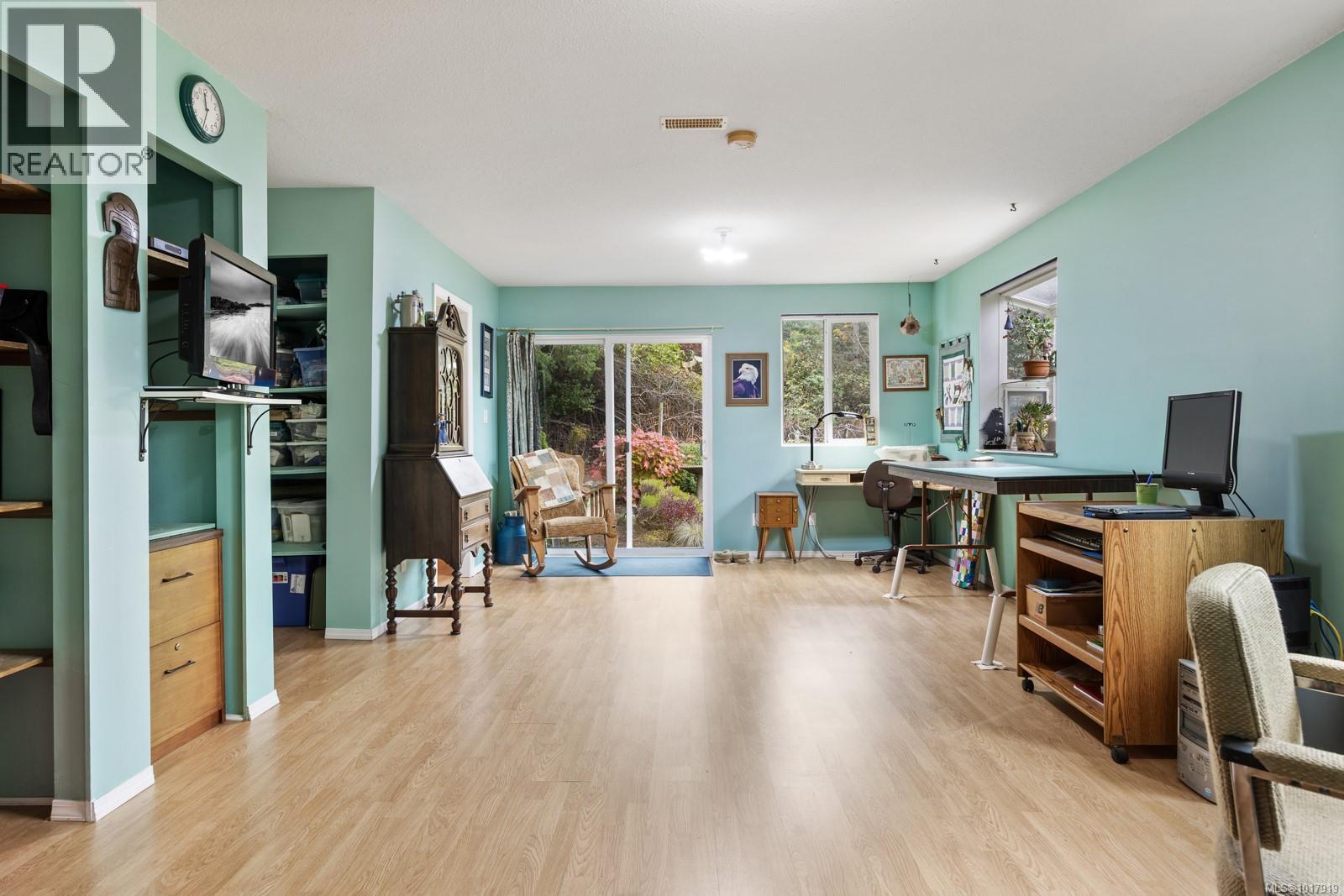 3296 Denman Rd, Denman Island