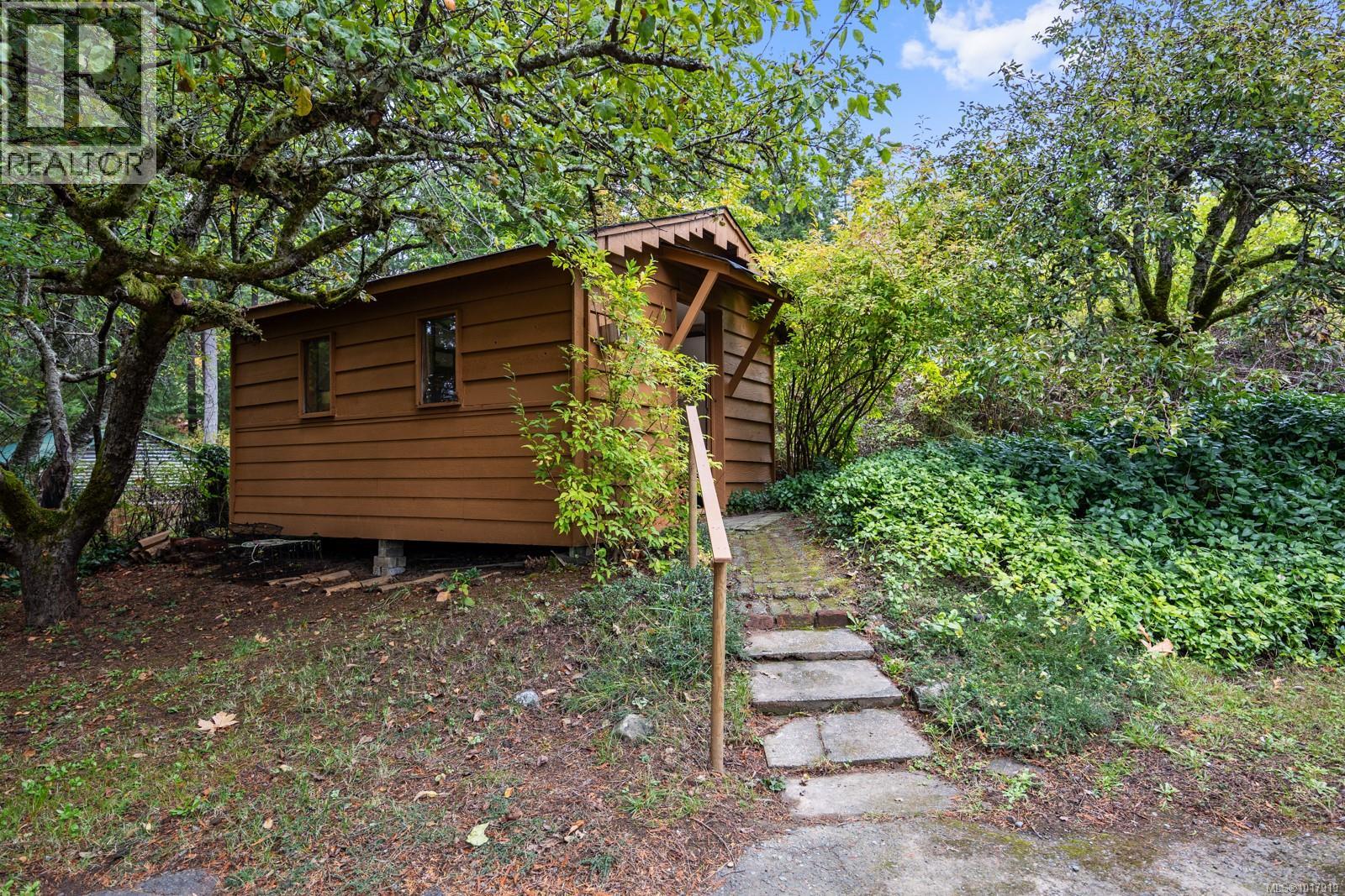 3296 Denman Rd, Denman Island