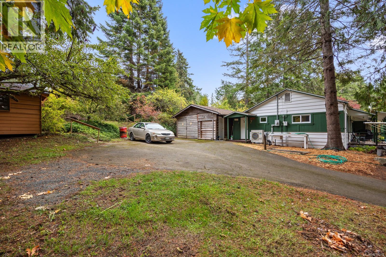 3296 Denman Rd, Denman Island