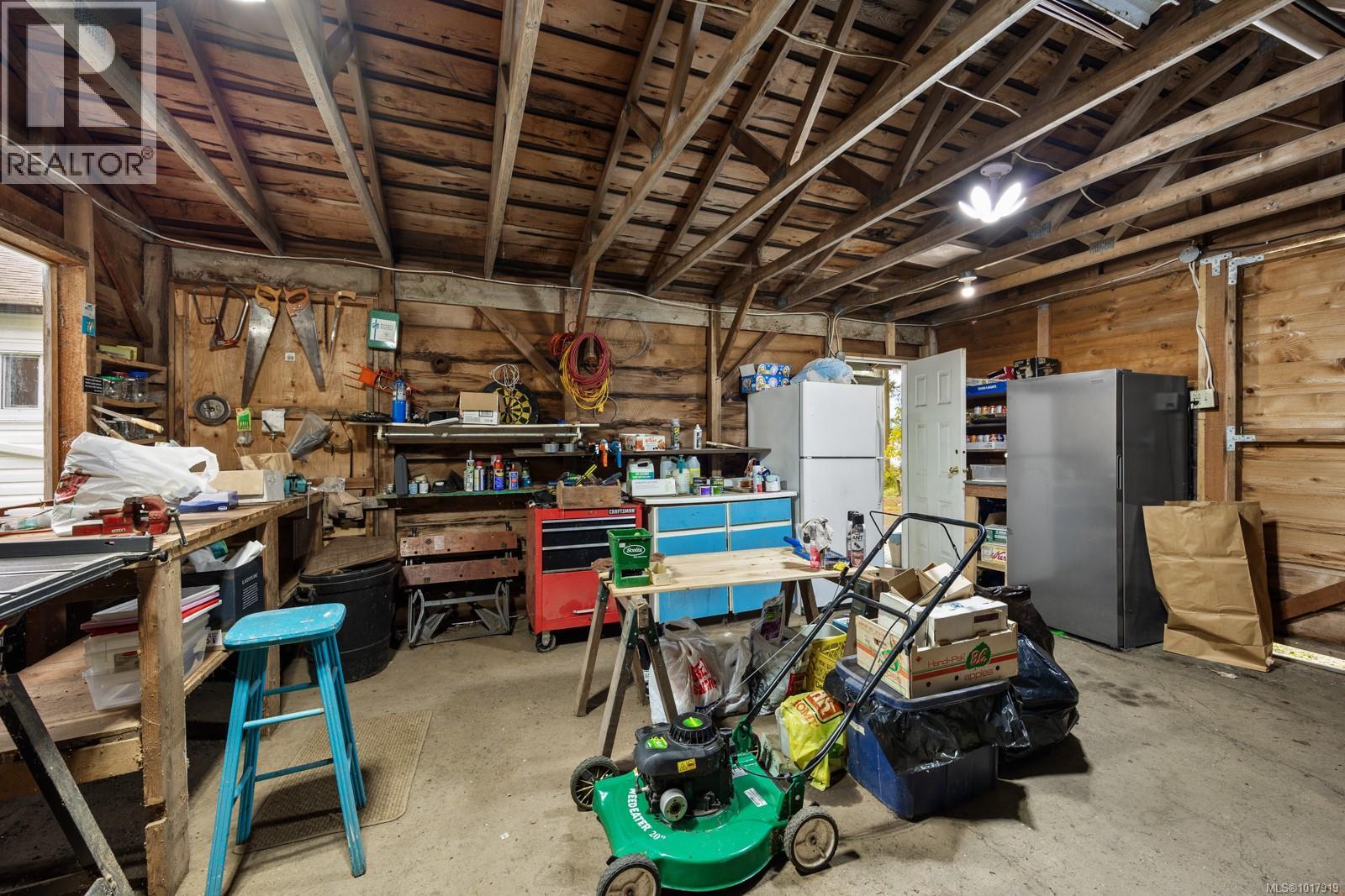 3296 Denman Rd, Denman Island