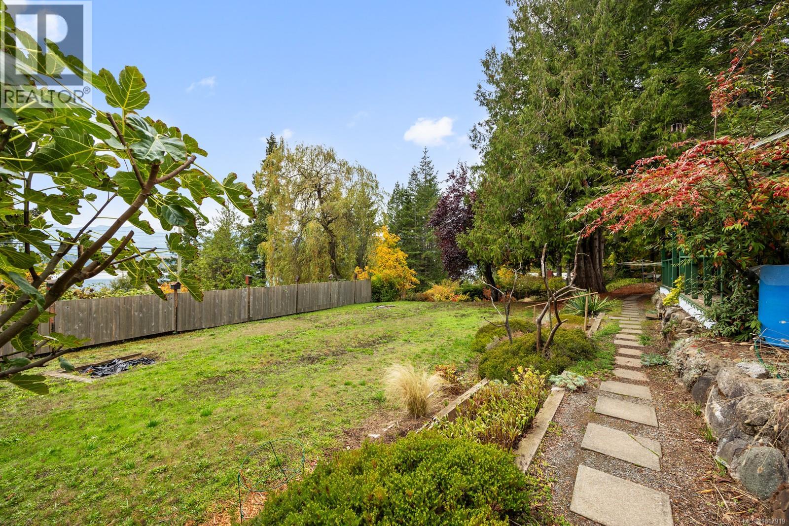 3296 Denman Rd, Denman Island