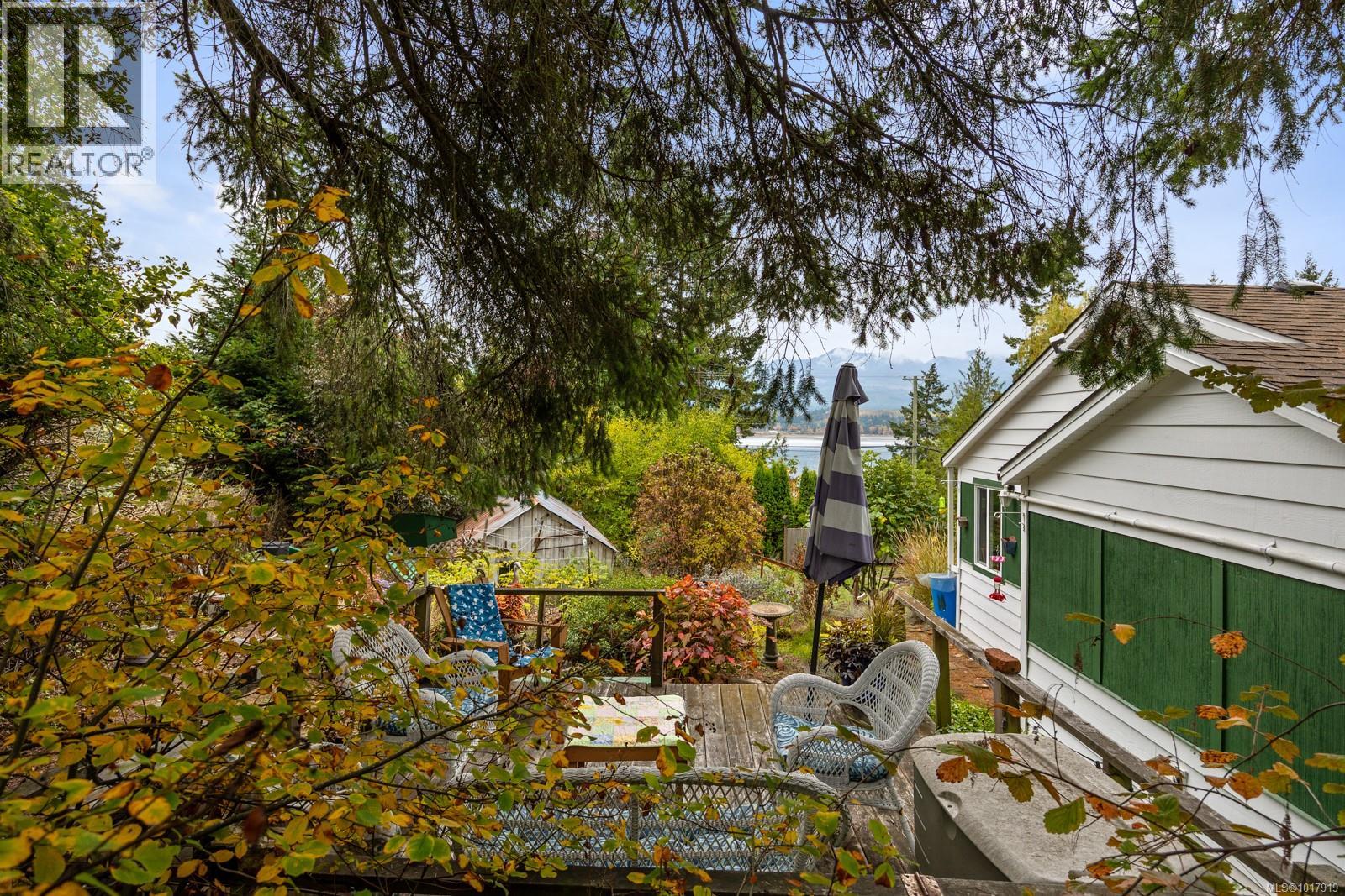 3296 Denman Rd, Denman Island