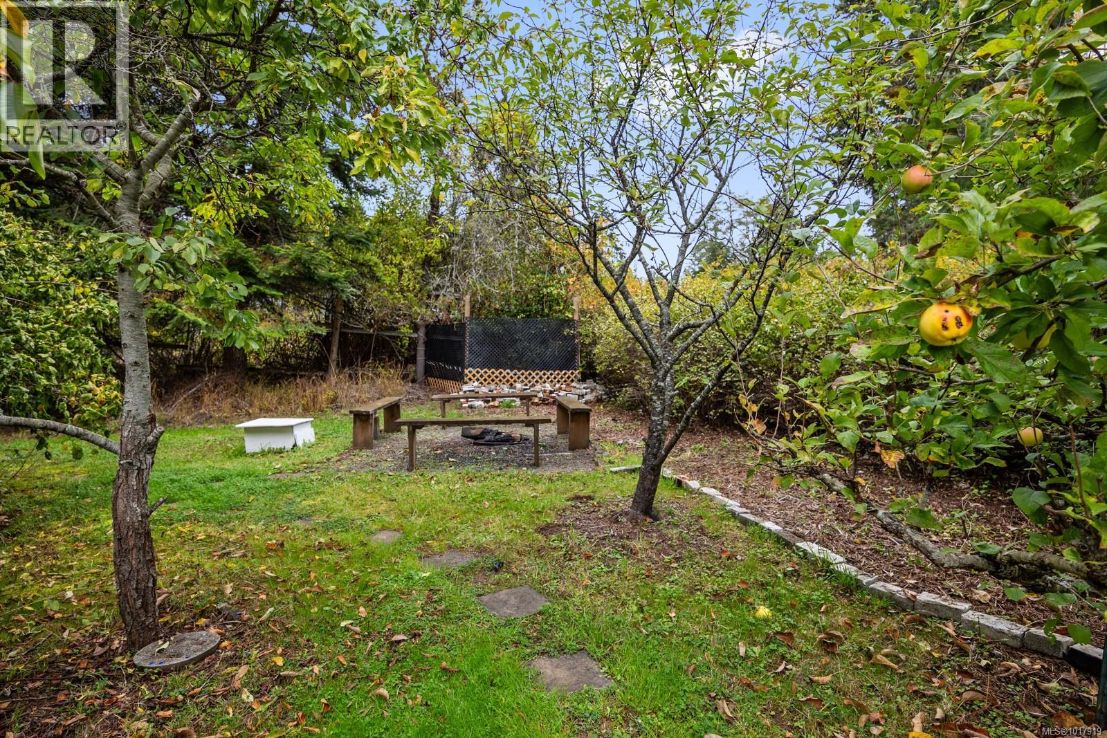 3296 Denman Rd, Denman Island