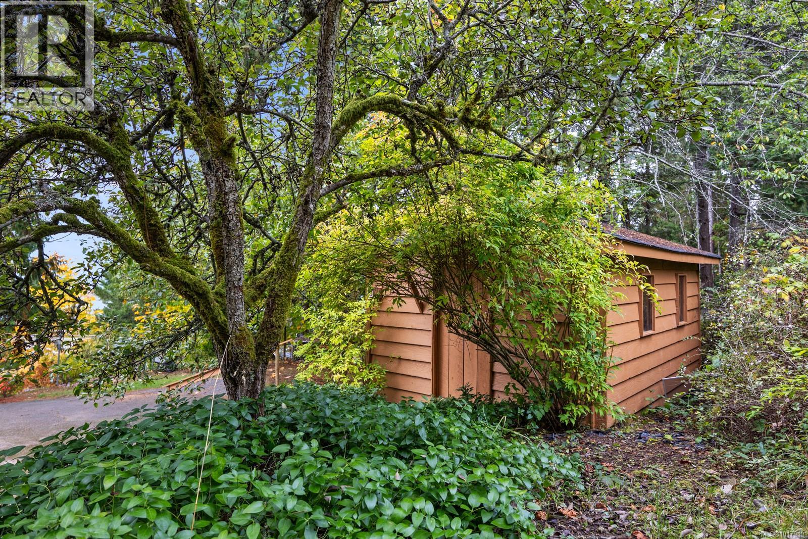 3296 Denman Rd, Denman Island