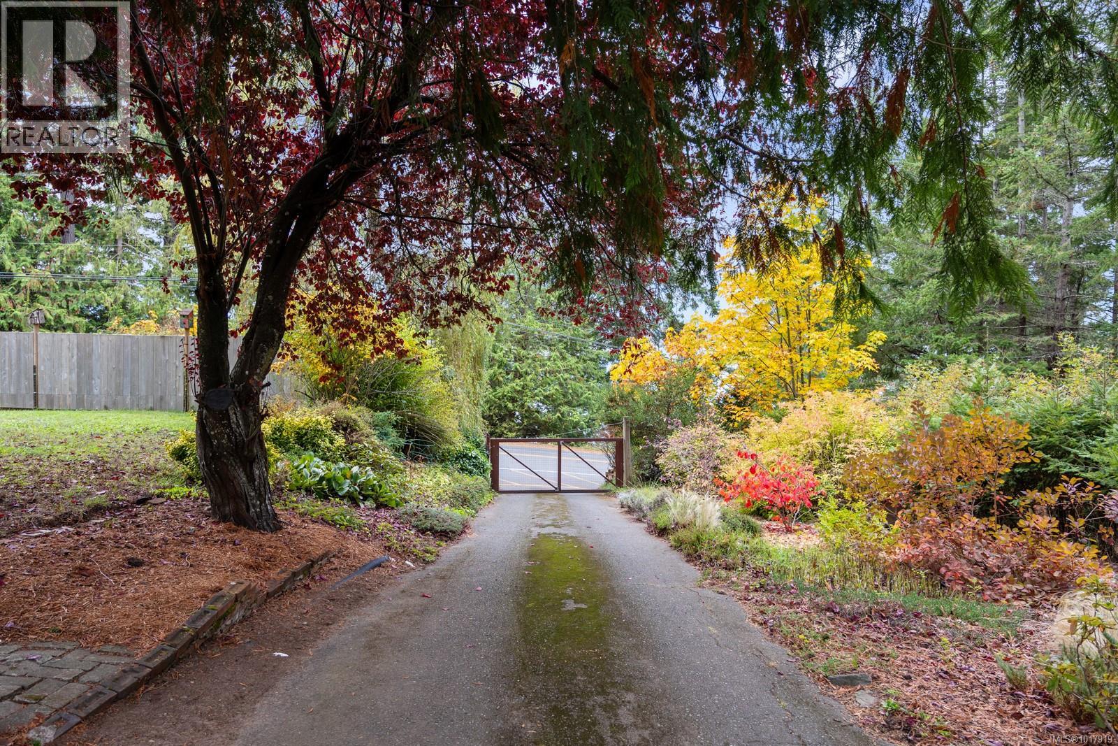 3296 Denman Rd, Denman Island