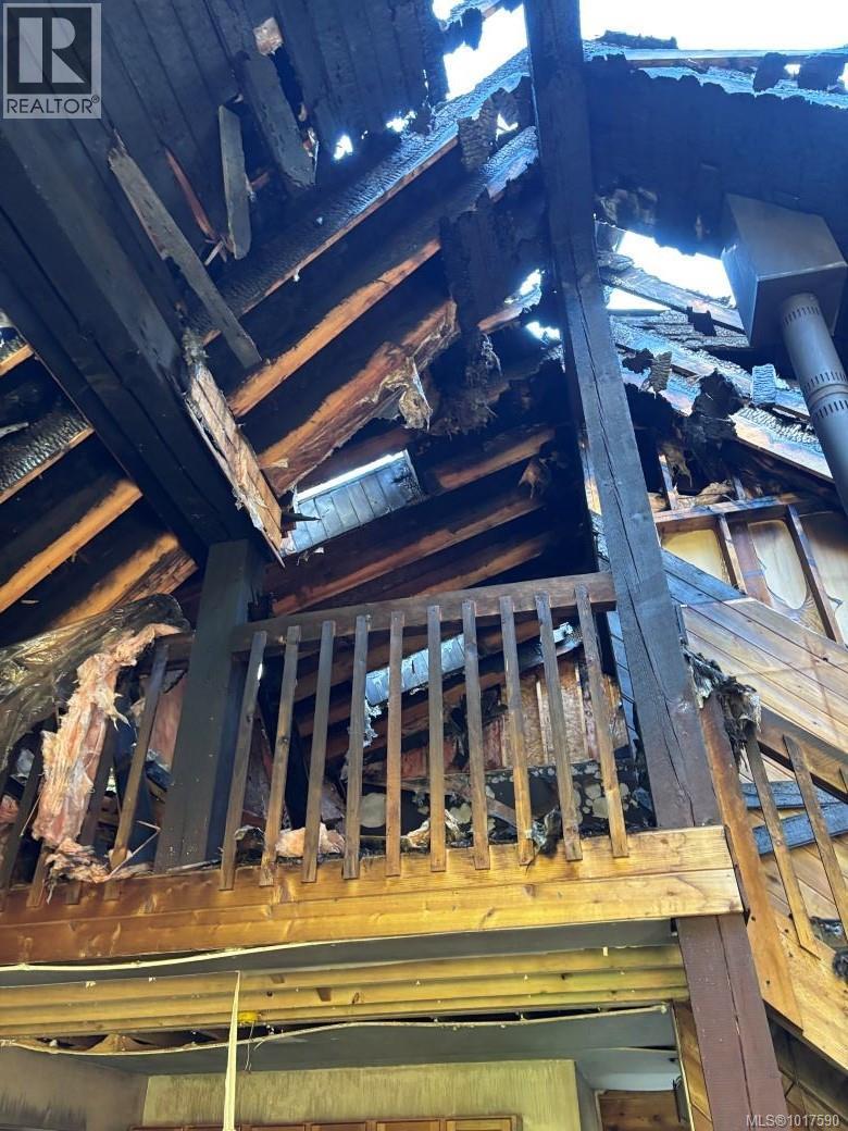 720 Spider Lake Rd, Qualicum Beach