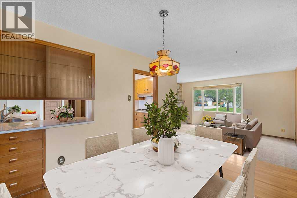 Single Family House Bungalow for Sale in  Brisebois Drive NW Brentwood Calgary 