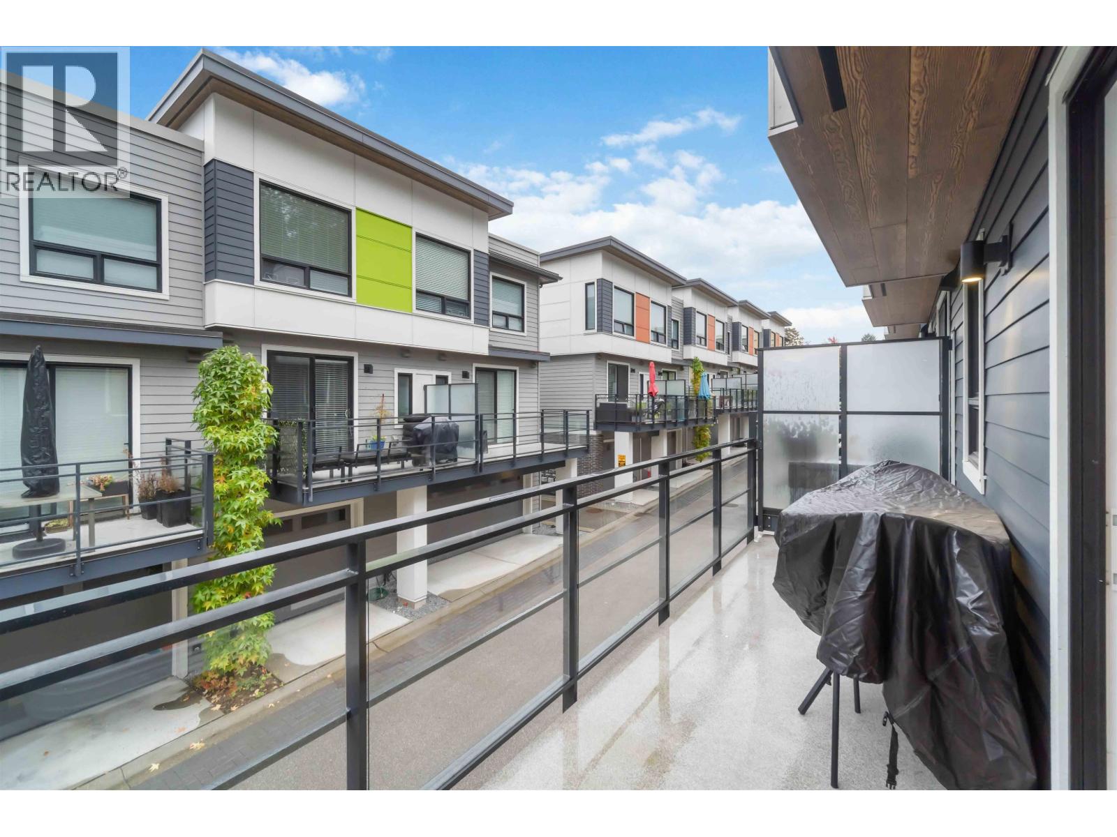 505 3105 ST GEORGE STREET, Port Moody