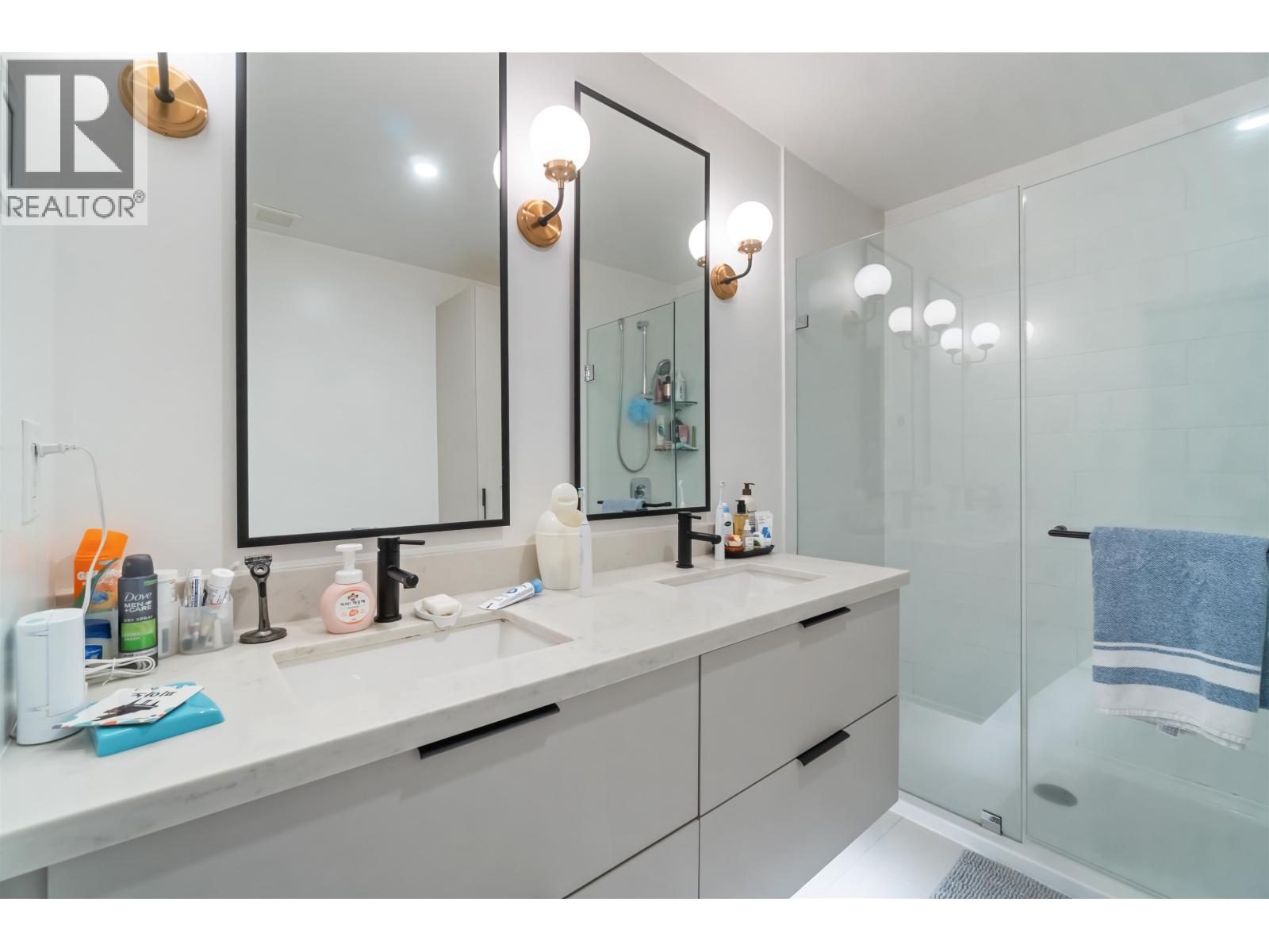 505 3105 ST GEORGE STREET, Port Moody