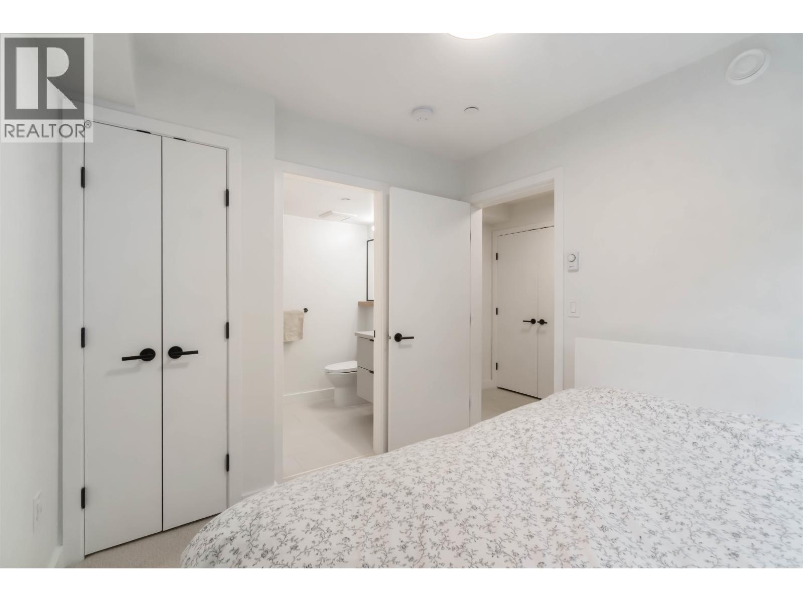 505 3105 ST GEORGE STREET, Port Moody