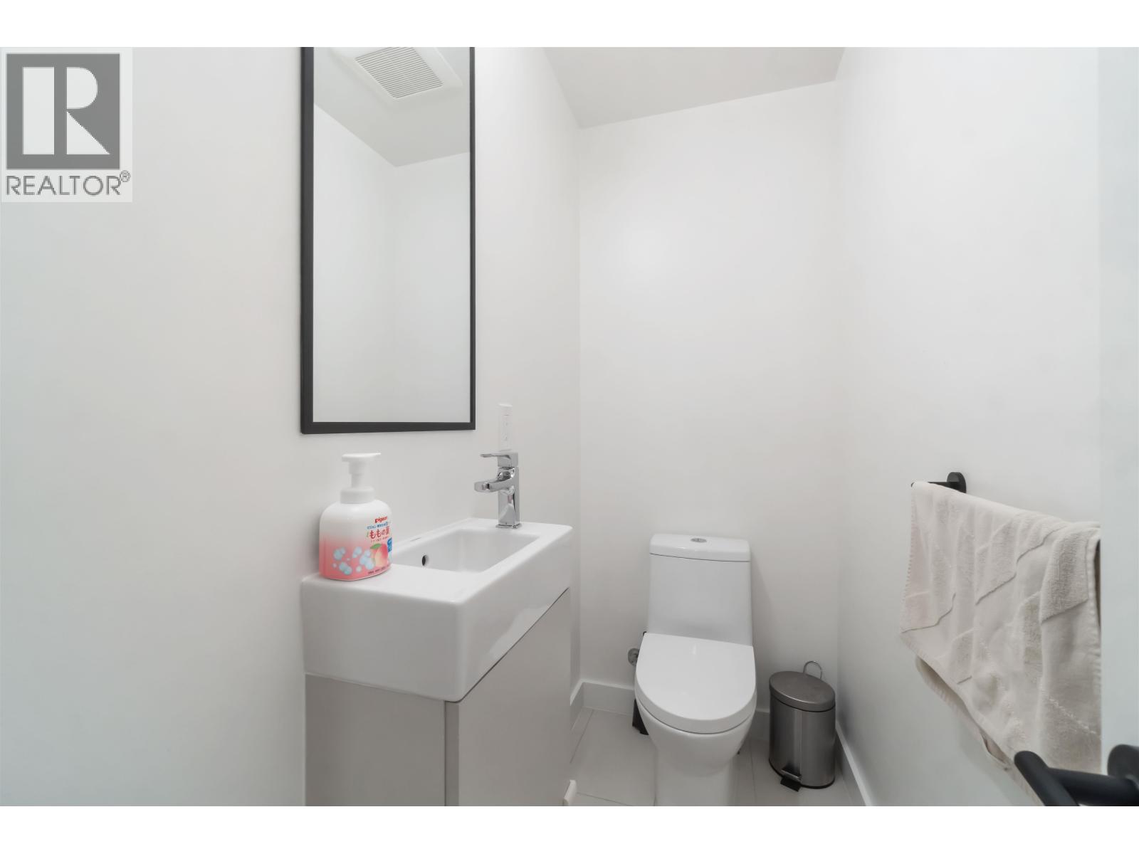 505 3105 ST GEORGE STREET, Port Moody