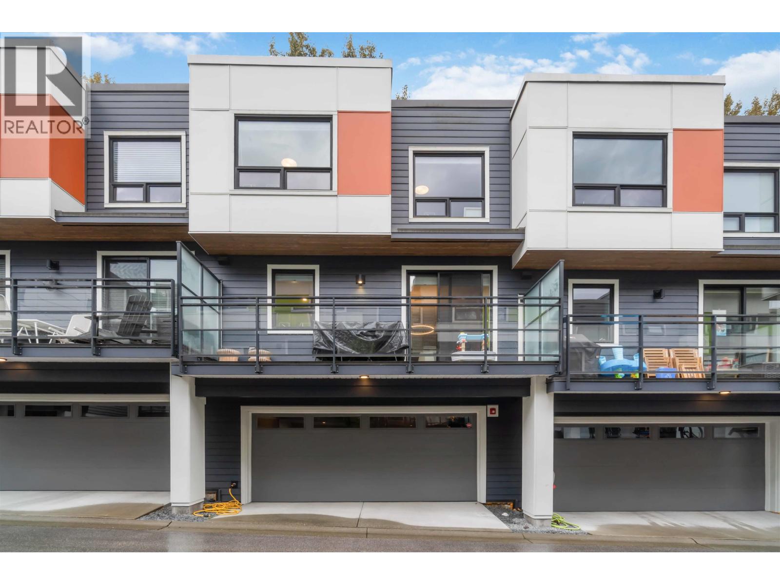 505 3105 ST GEORGE STREET, Port Moody