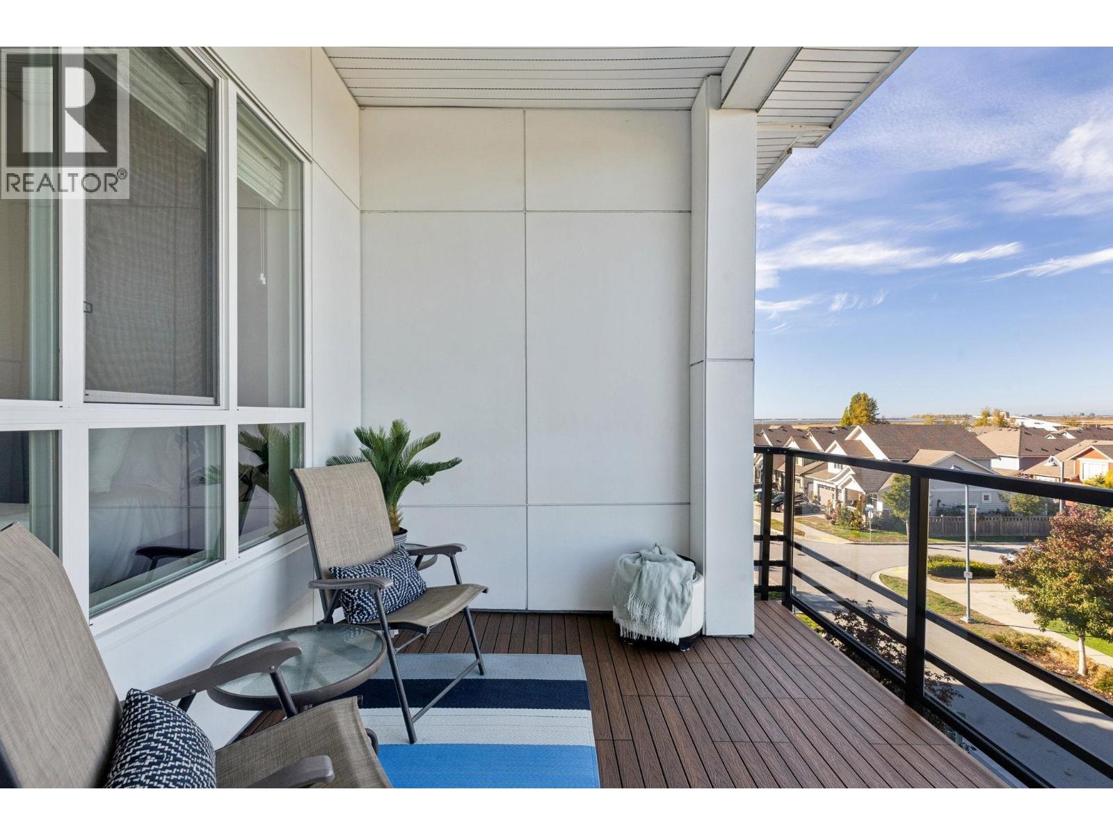 #401-4690 HAWK Lane, Tsawwassen