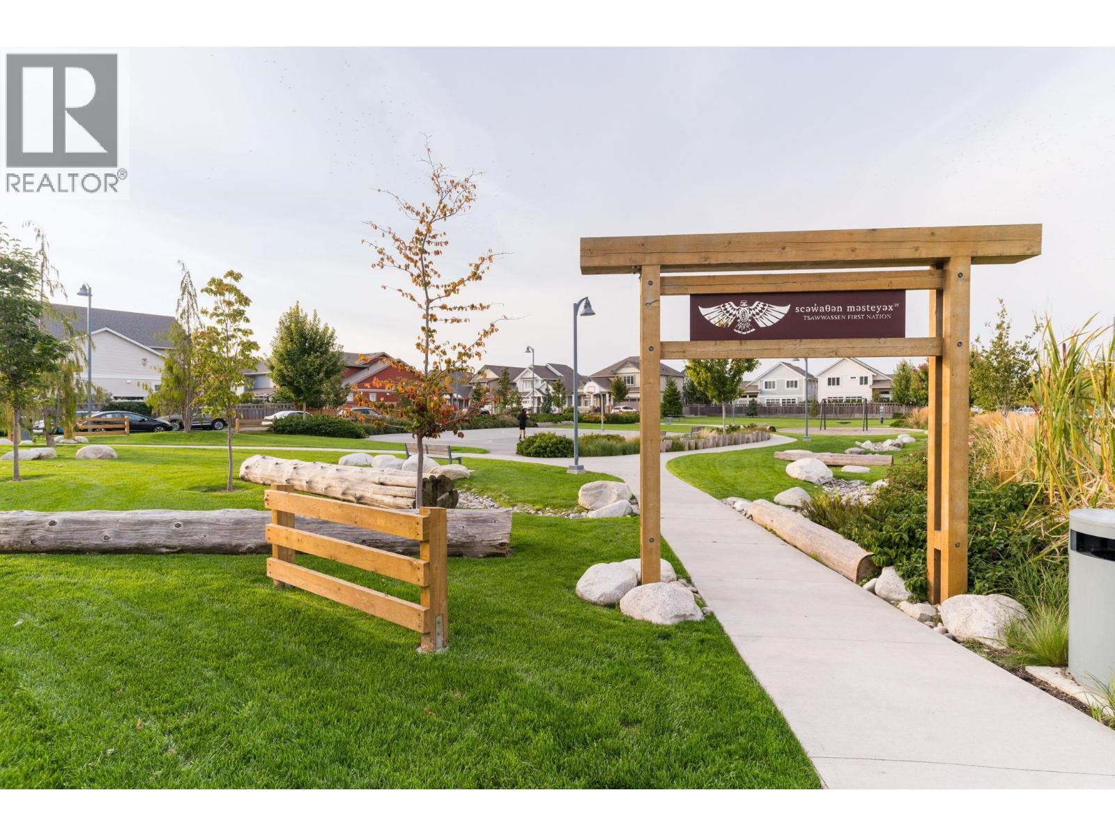 #401-4690 HAWK Lane, Tsawwassen