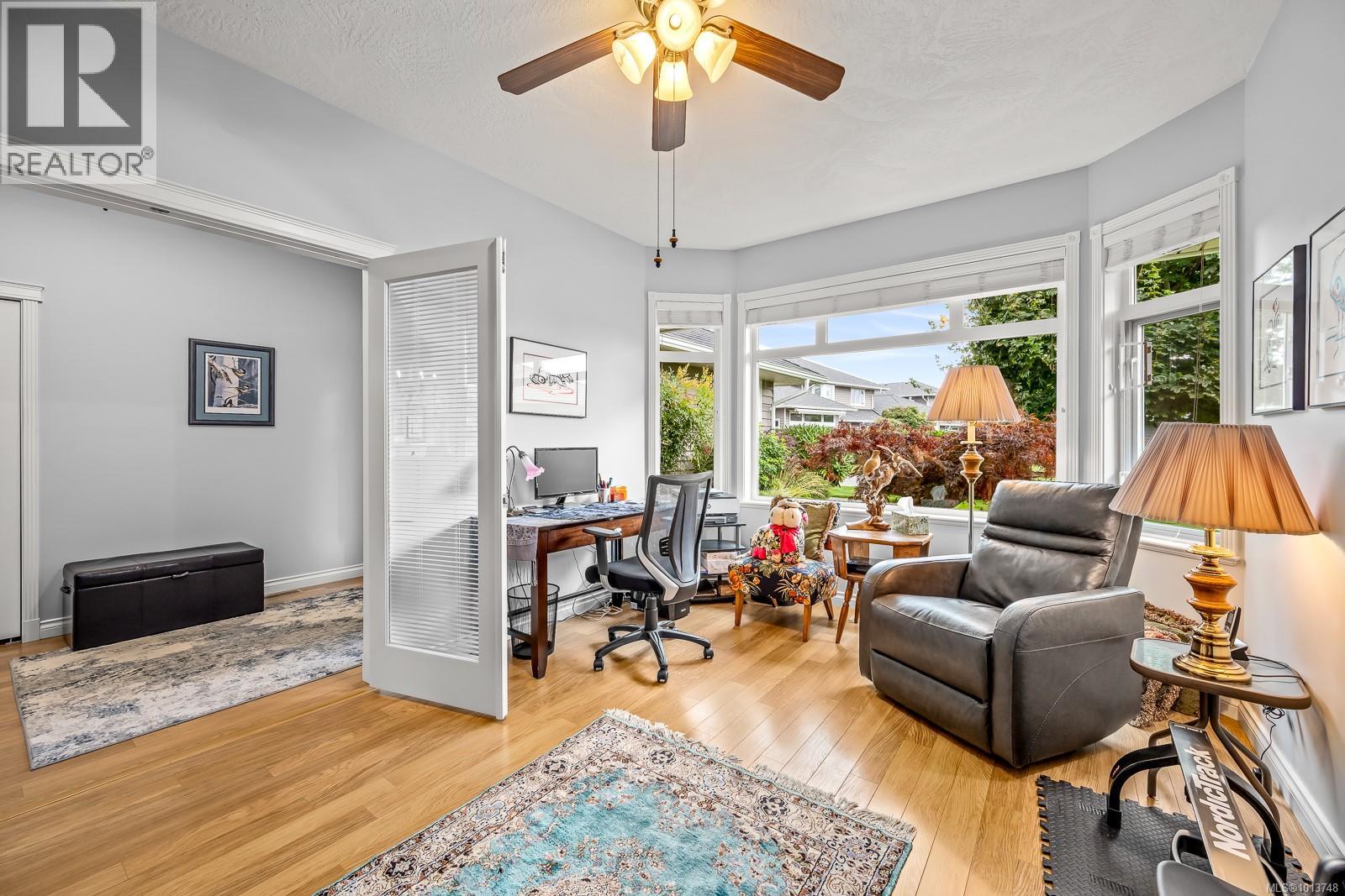 261 3399 Crown Isle Dr, Courtenay