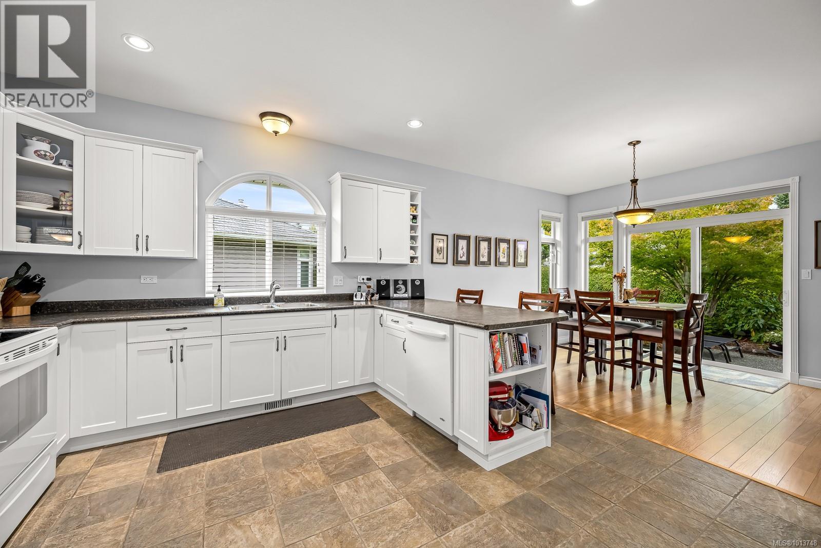 261 3399 Crown Isle Dr, Courtenay