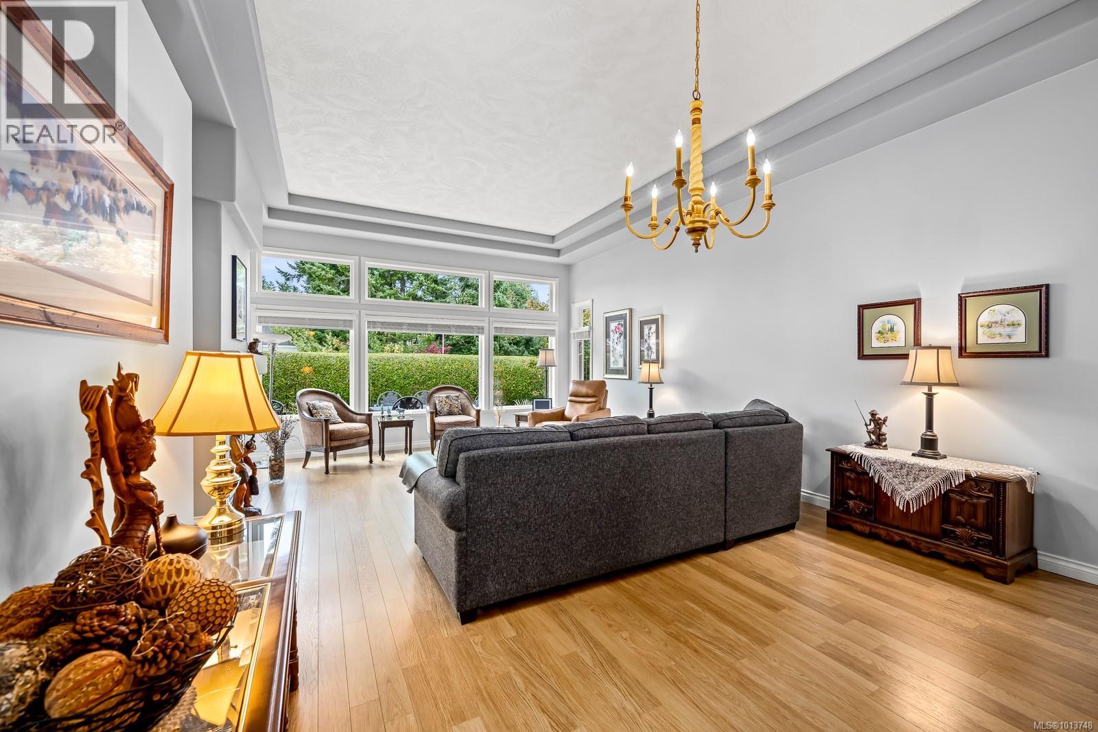 261 3399 Crown Isle Dr, Courtenay