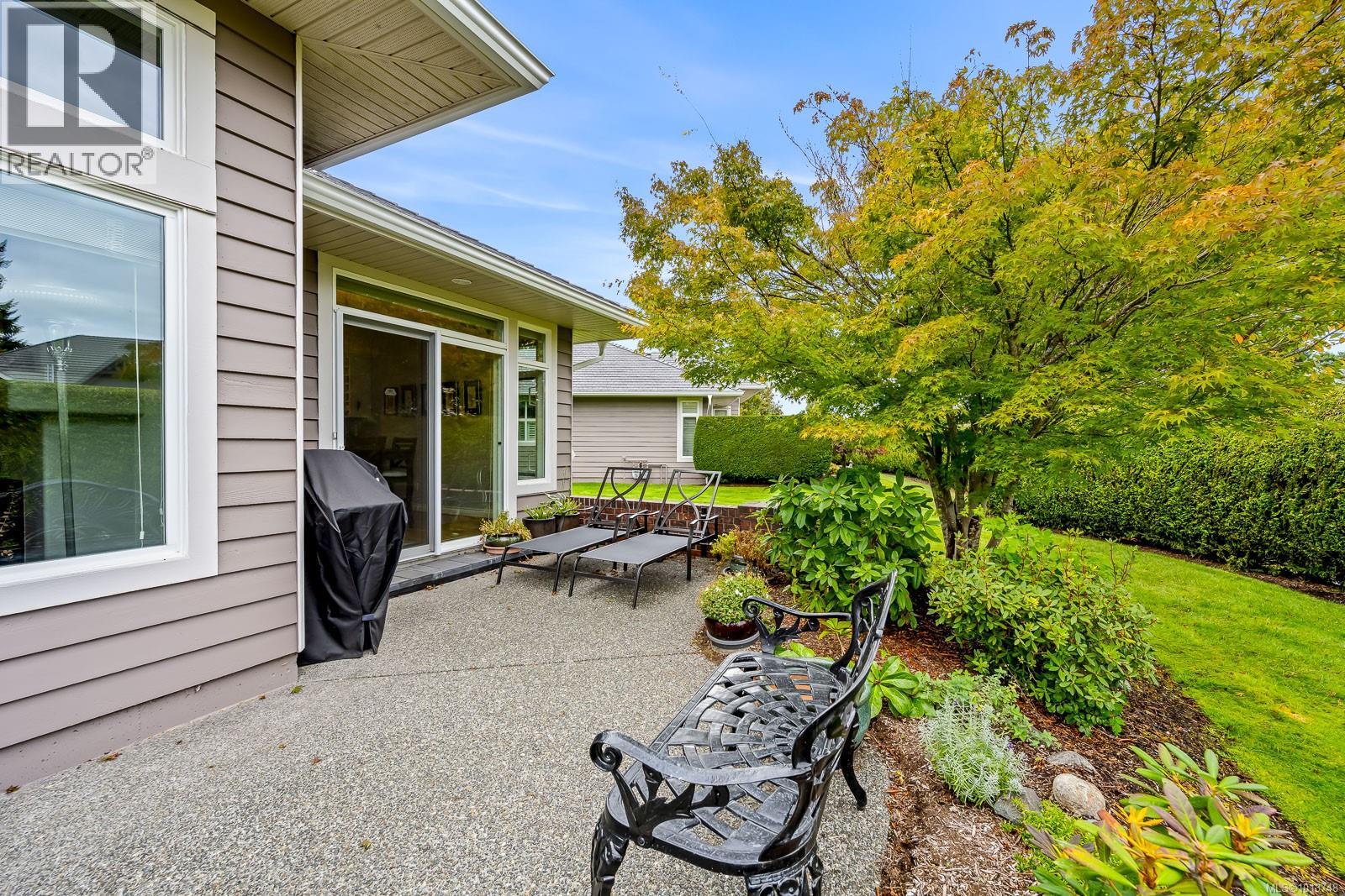 261 3399 Crown Isle Dr, Courtenay