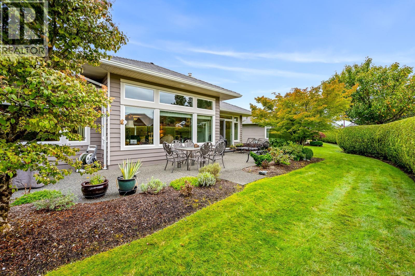 261 3399 Crown Isle Dr, Courtenay