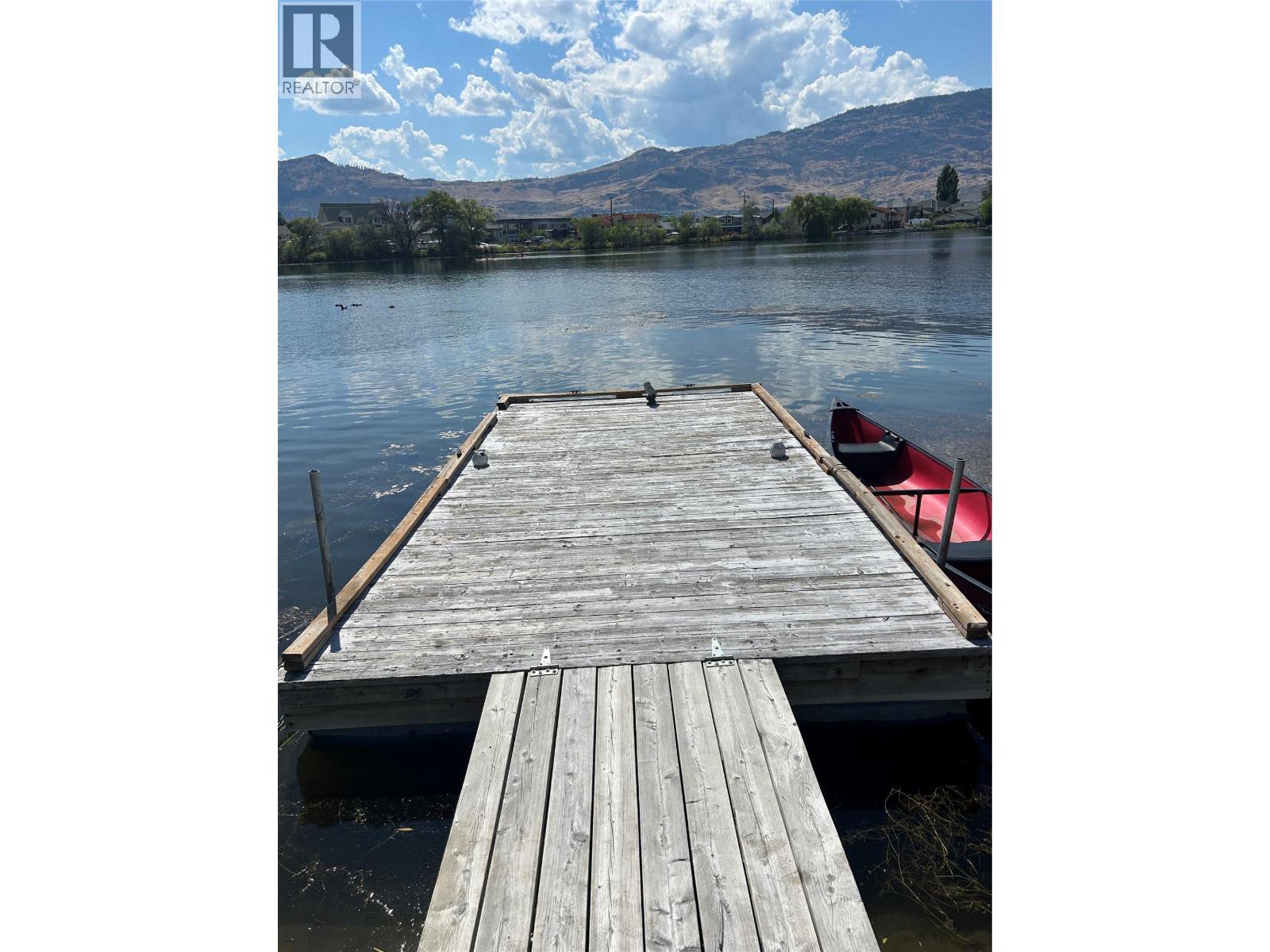  38 BAYVIEW Crescent, Osoyoos