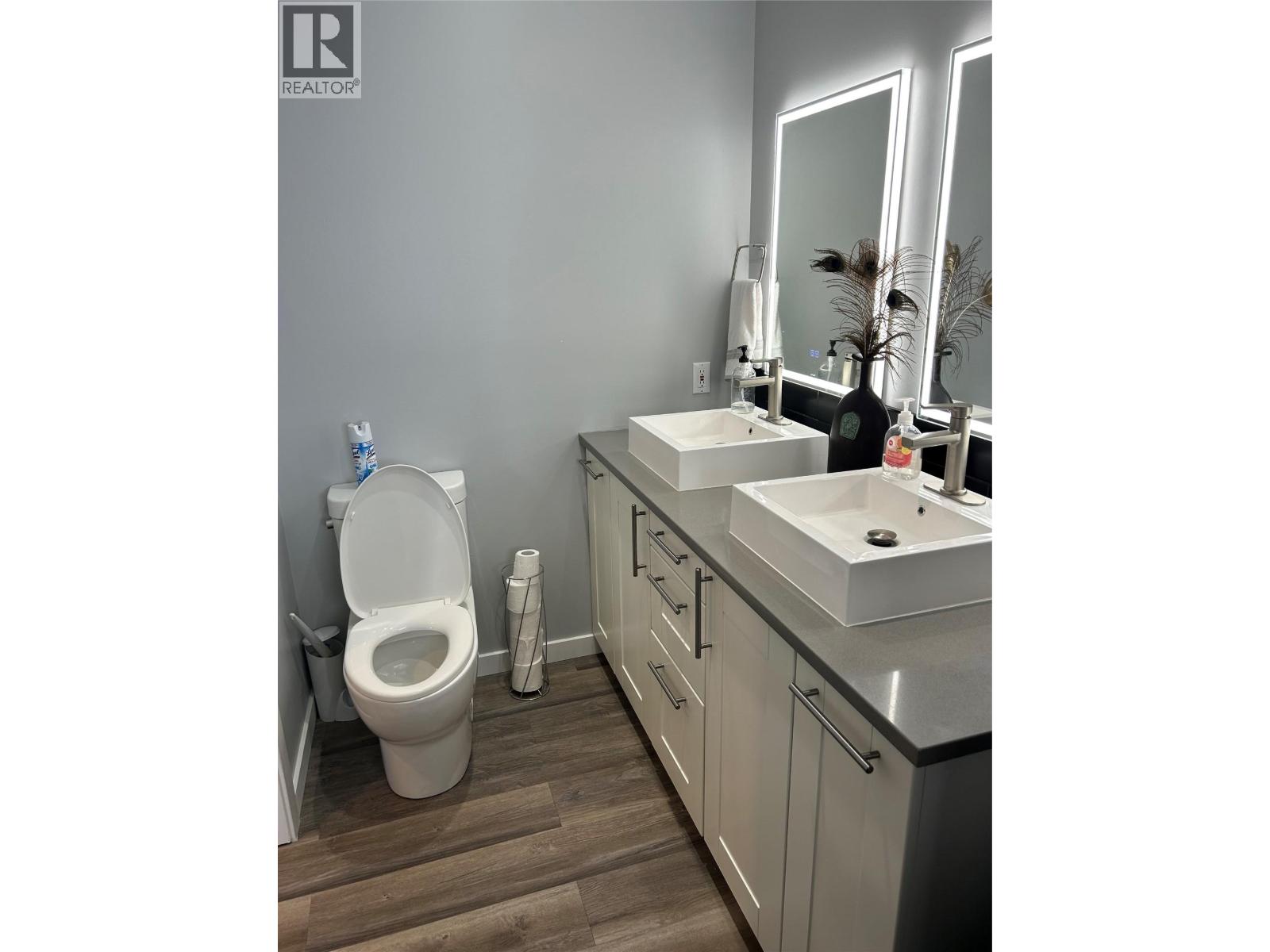  38 BAYVIEW Crescent, Osoyoos