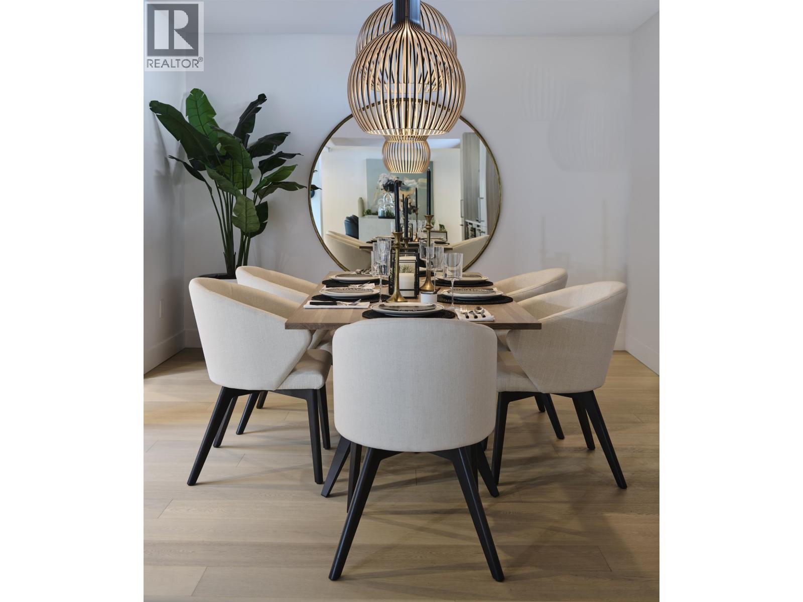 305 423 6TH STREET, West Vancouver