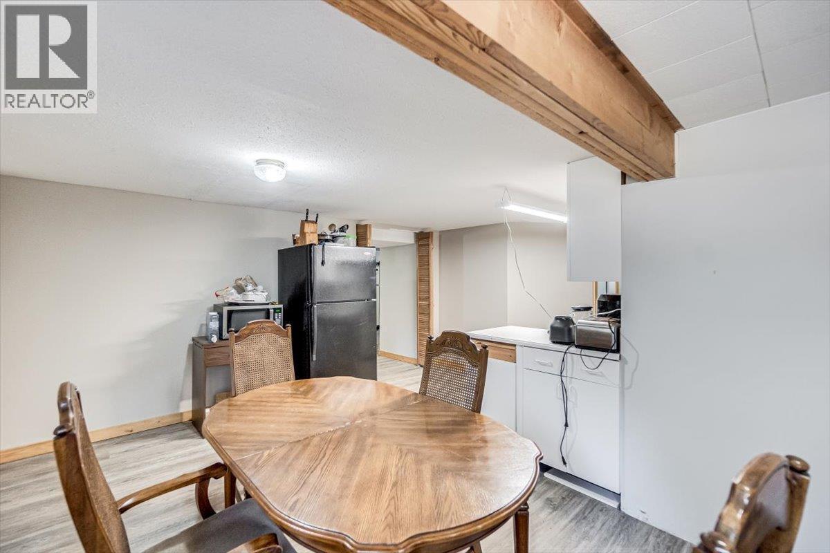 5407 ALLENDALE Crescent, Castlegar