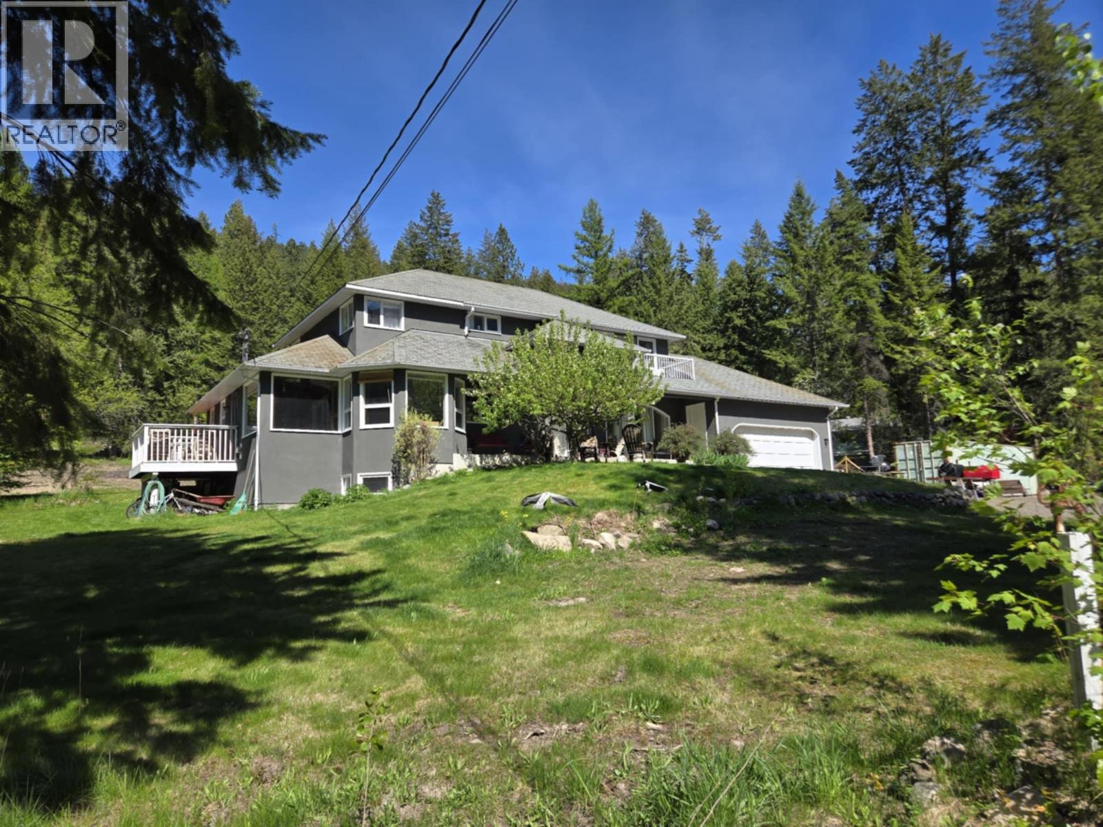 5407 ALLENDALE Crescent, Castlegar