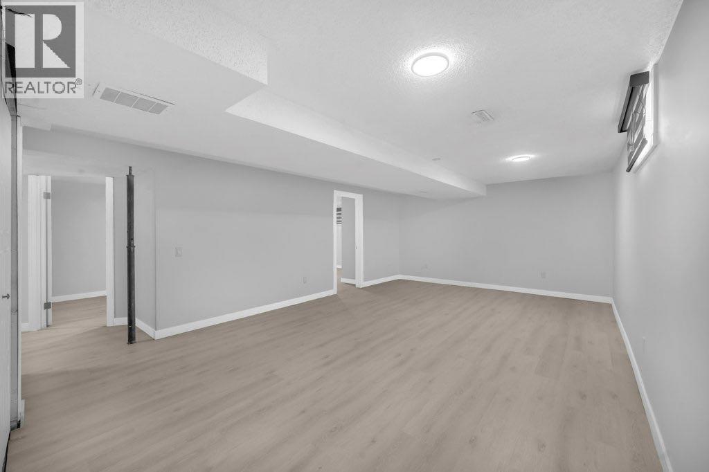 Single Family House Bungalow for Sale in  Falwood Way NE Falconridge Calgary 