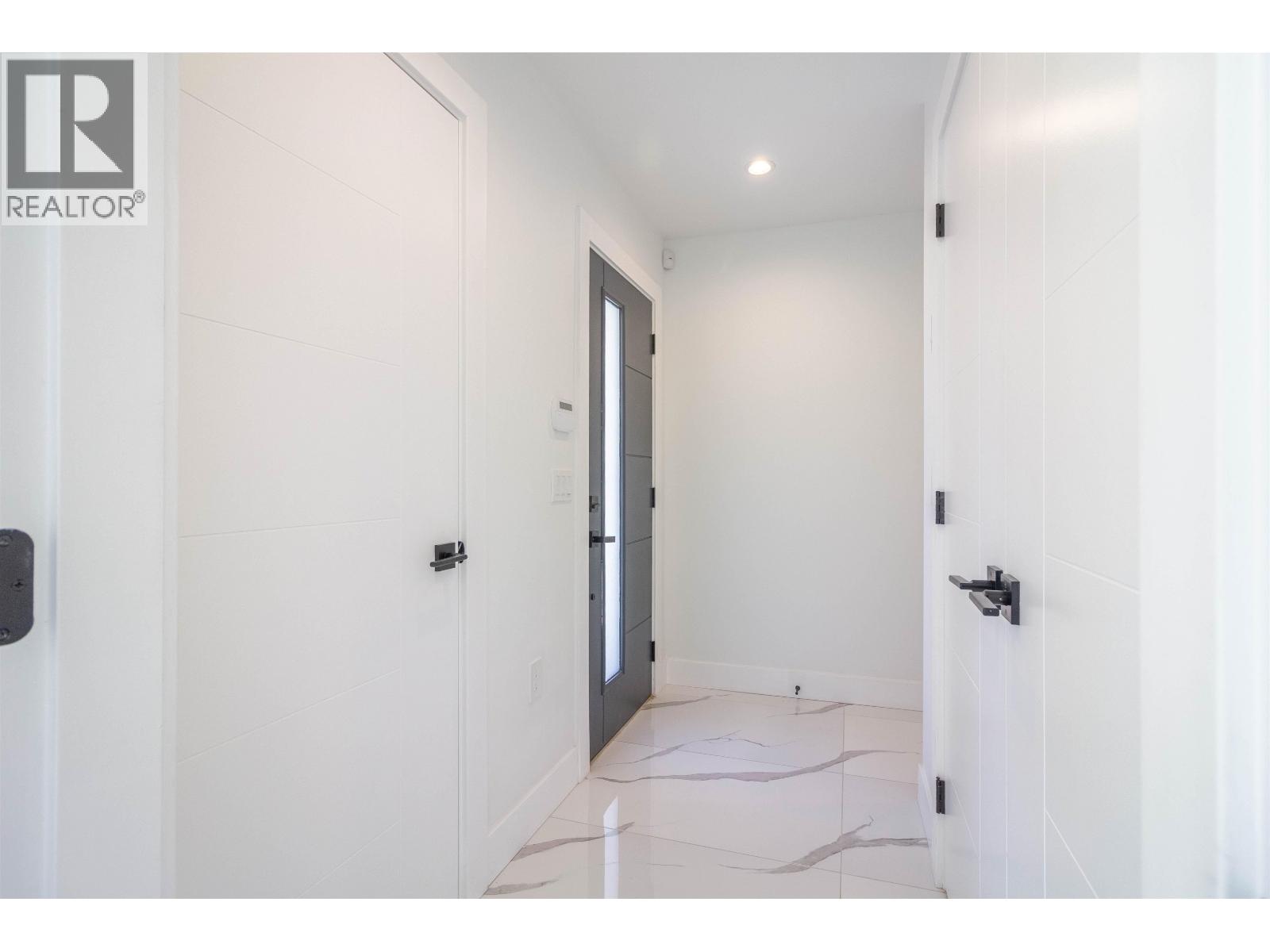 3087 ROYAL OAK AVENUE, Burnaby