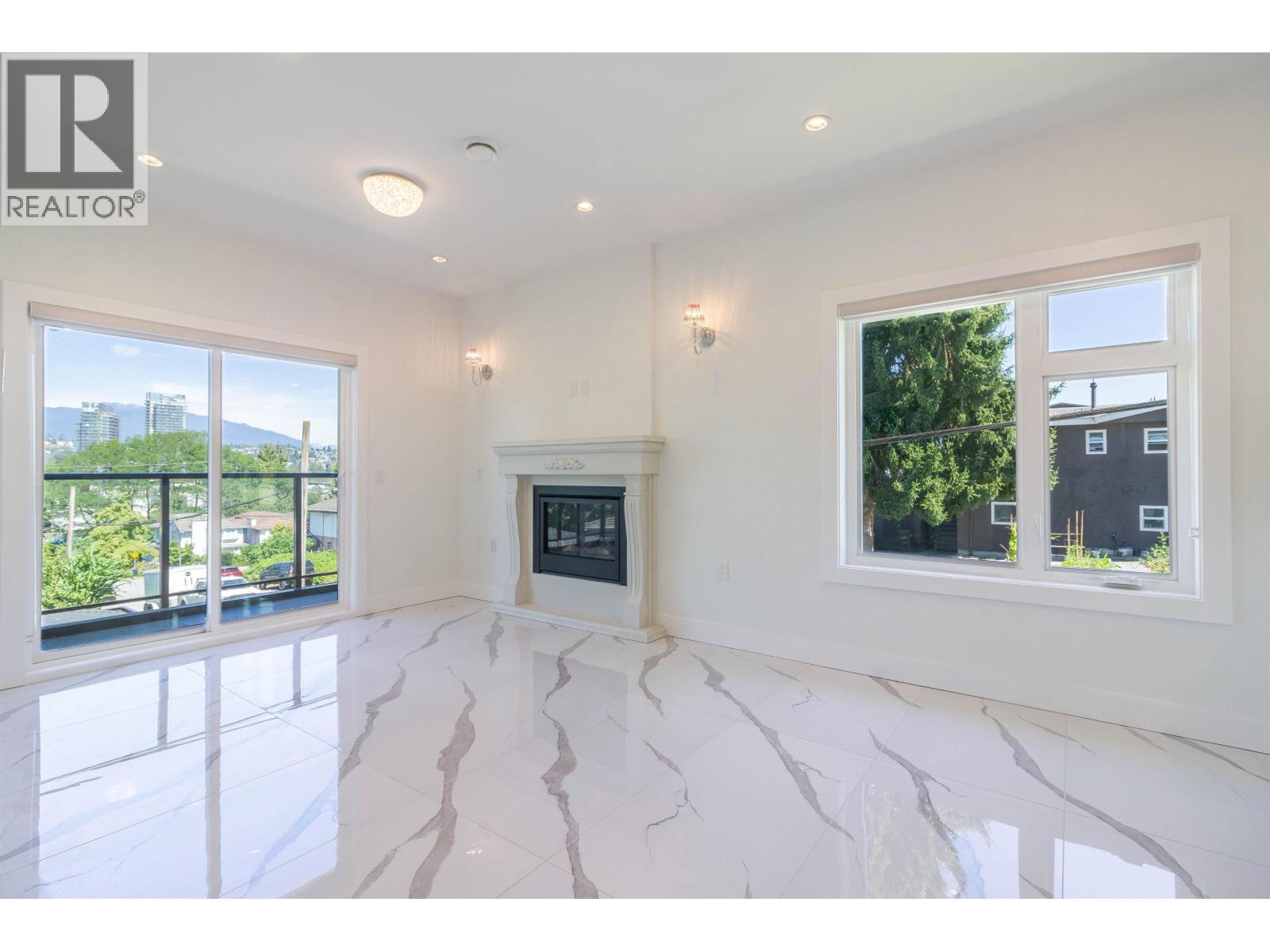 3087 ROYAL OAK AVENUE, Burnaby