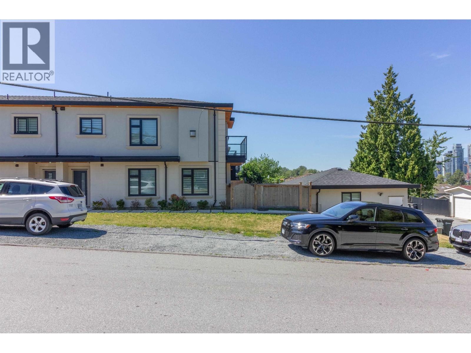 3087 ROYAL OAK AVENUE, Burnaby