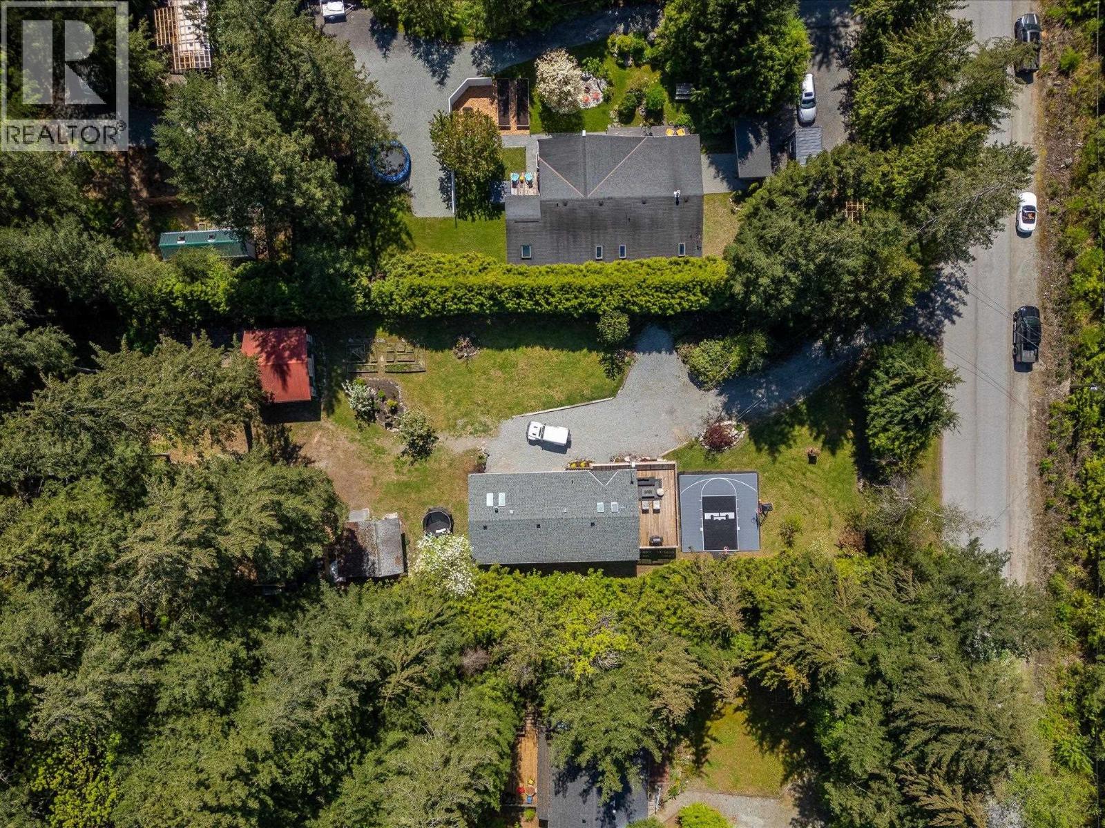 2040 MIDNIGHT WAY, Squamish