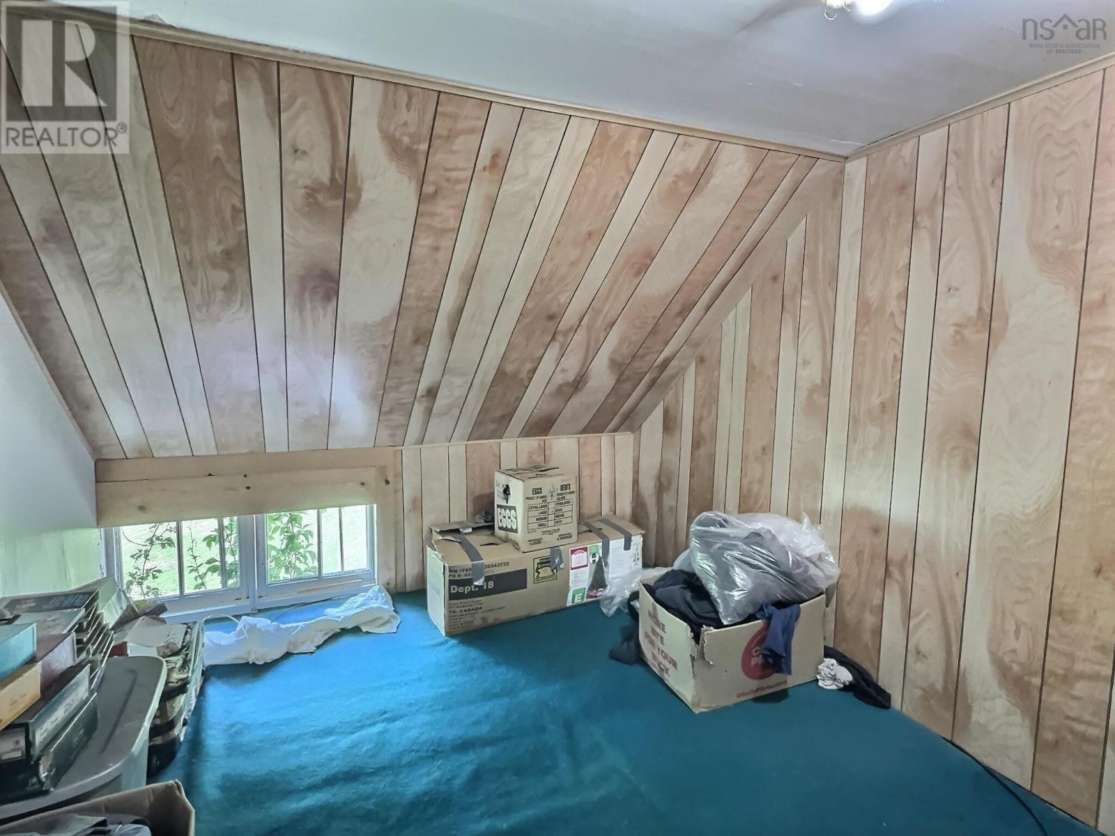 Property 11 of 21 of 5588 204 Highway