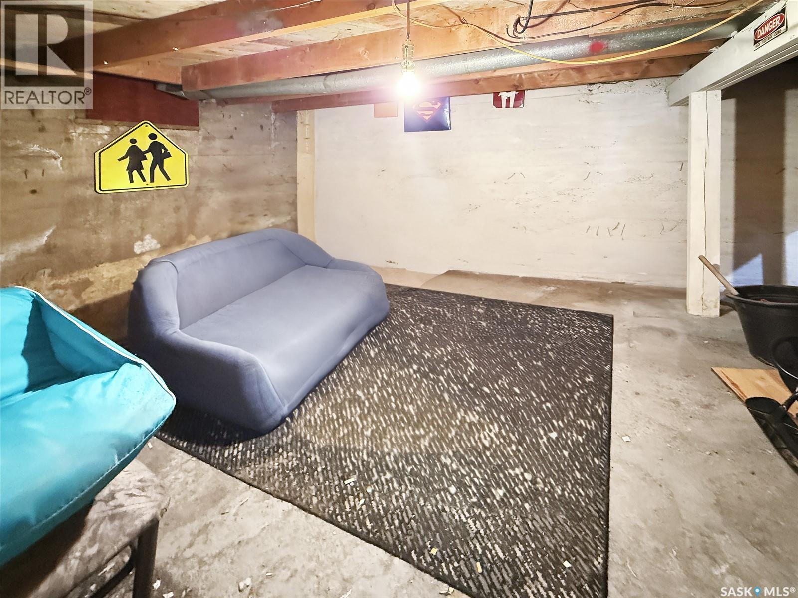 Single Family House Bungalow for Sale in  th AVENUE NW Swift Current 