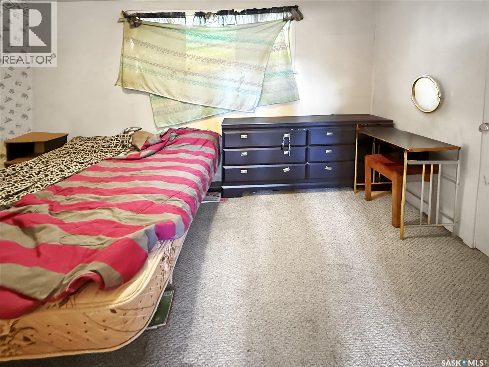 Single Family House Bungalow for Sale in  th AVENUE NW Swift Current 