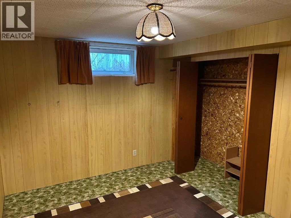 Single Family House Bungalow for Sale in   Street S Glendale Lethbridge 