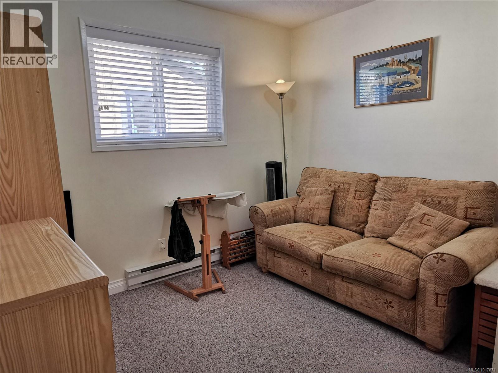  10240 Cleveland Road, Sidney